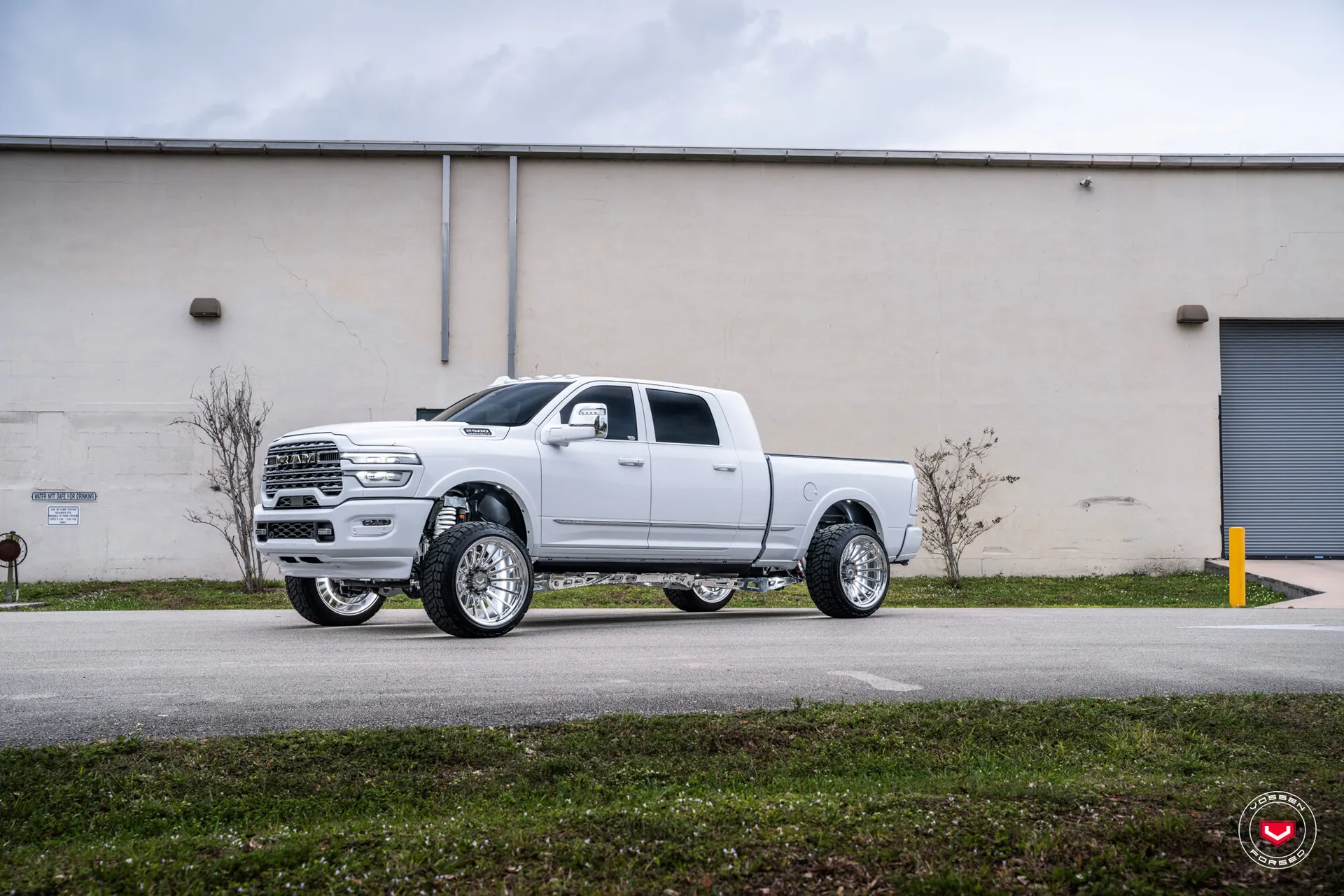 Dodge Ram 2500, 21