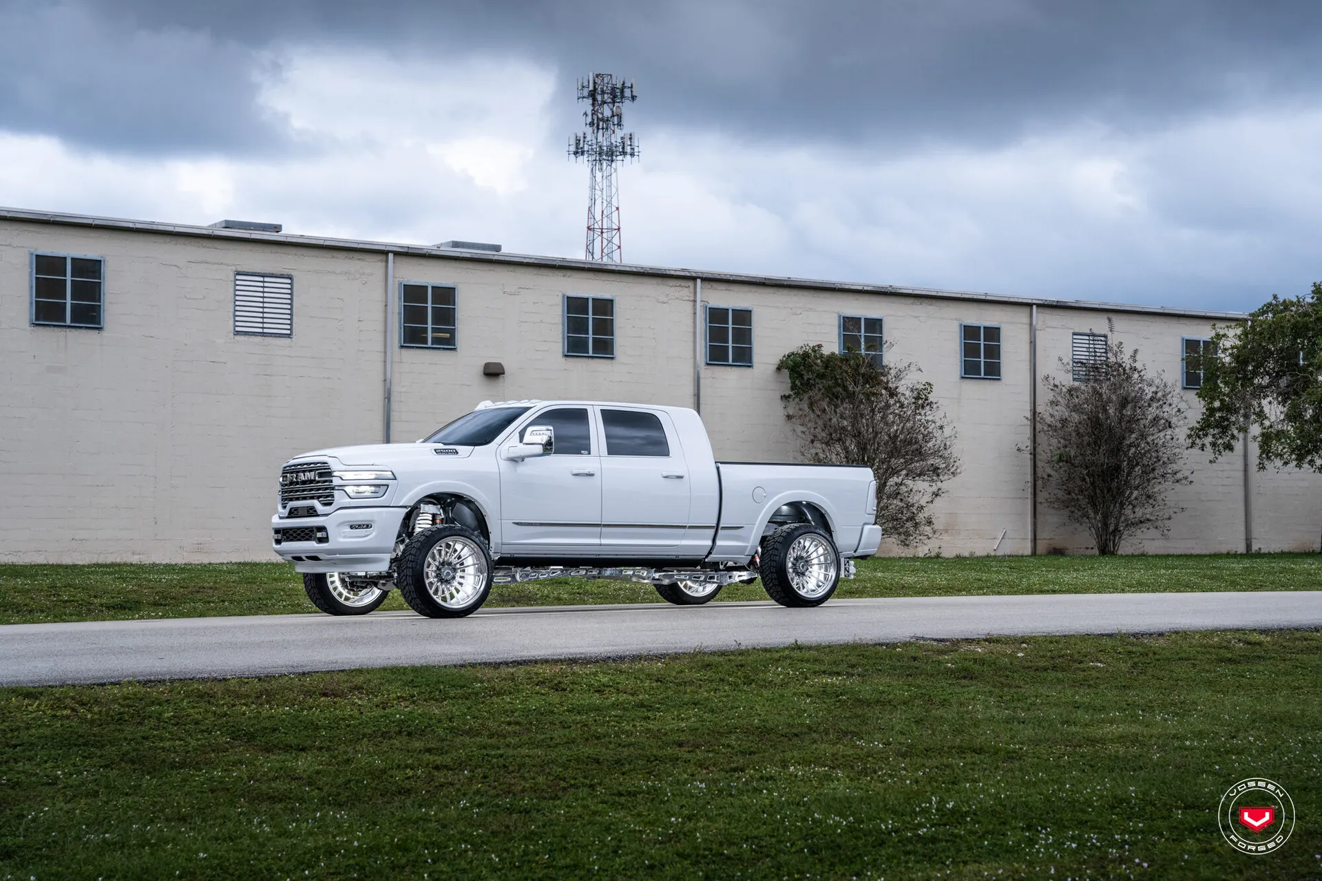 Dodge Ram 2500, 12