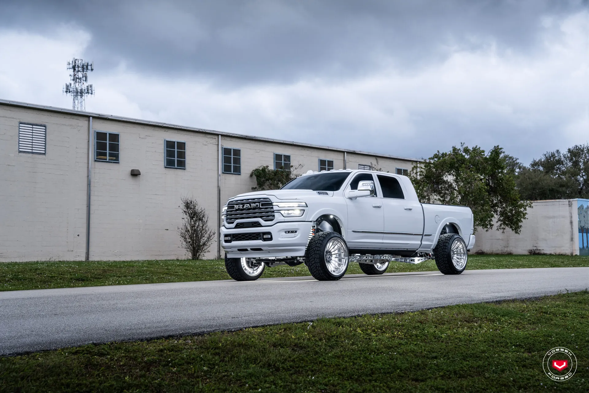 Dodge Ram 2500, 13