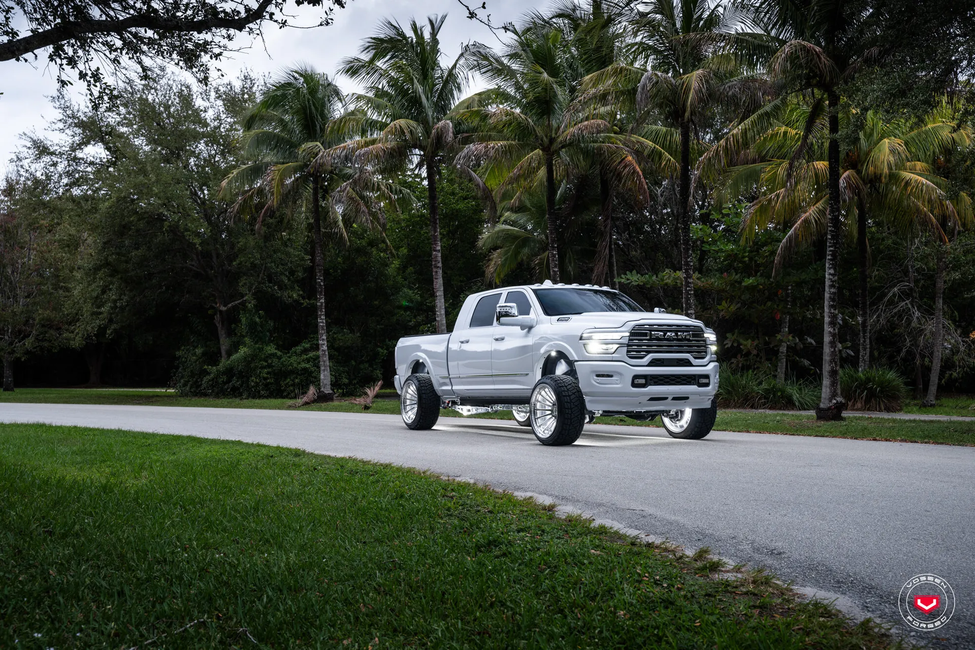 Dodge Ram 2500, 9