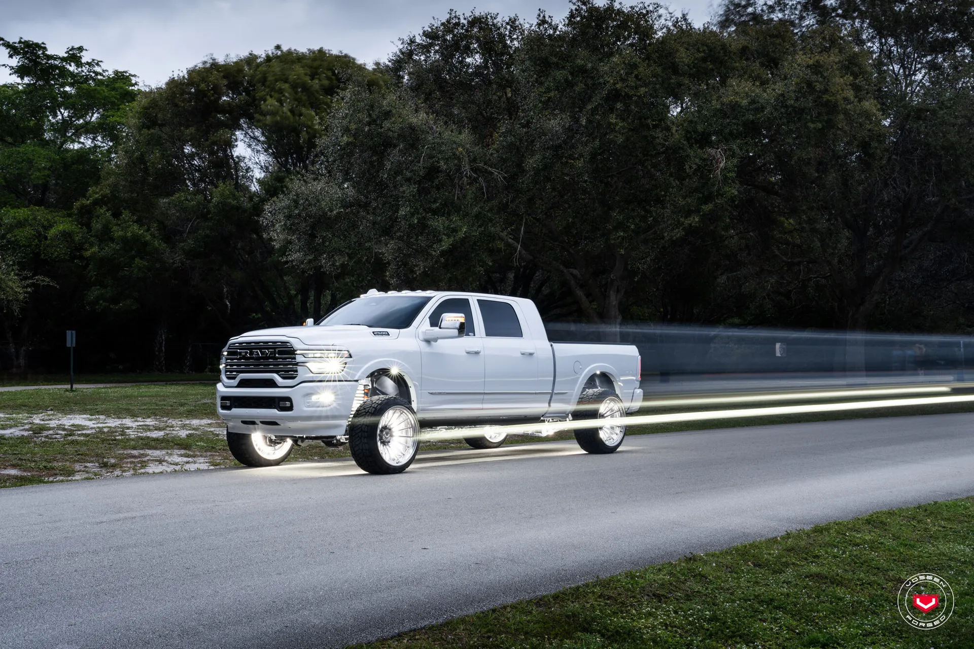 Dodge Ram 2500, 7