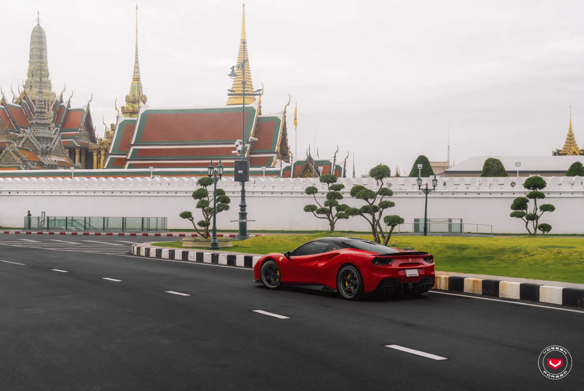 Ferrari 488, 17