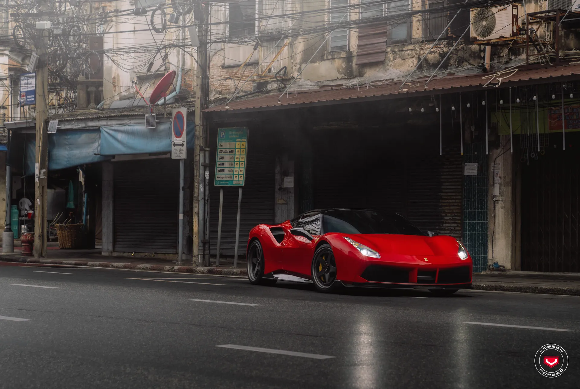 Ferrari 488, 16