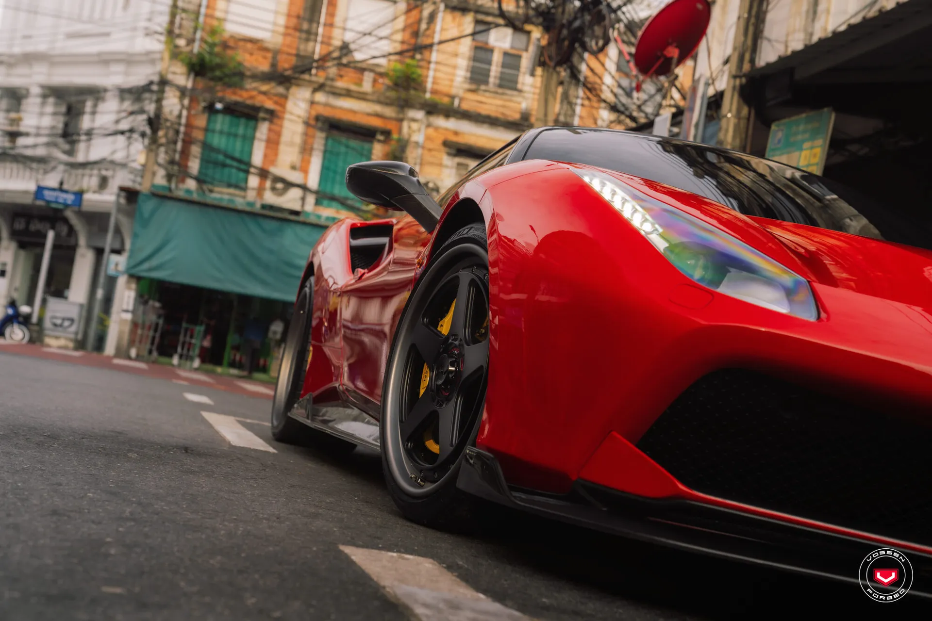 Ferrari 488, 11