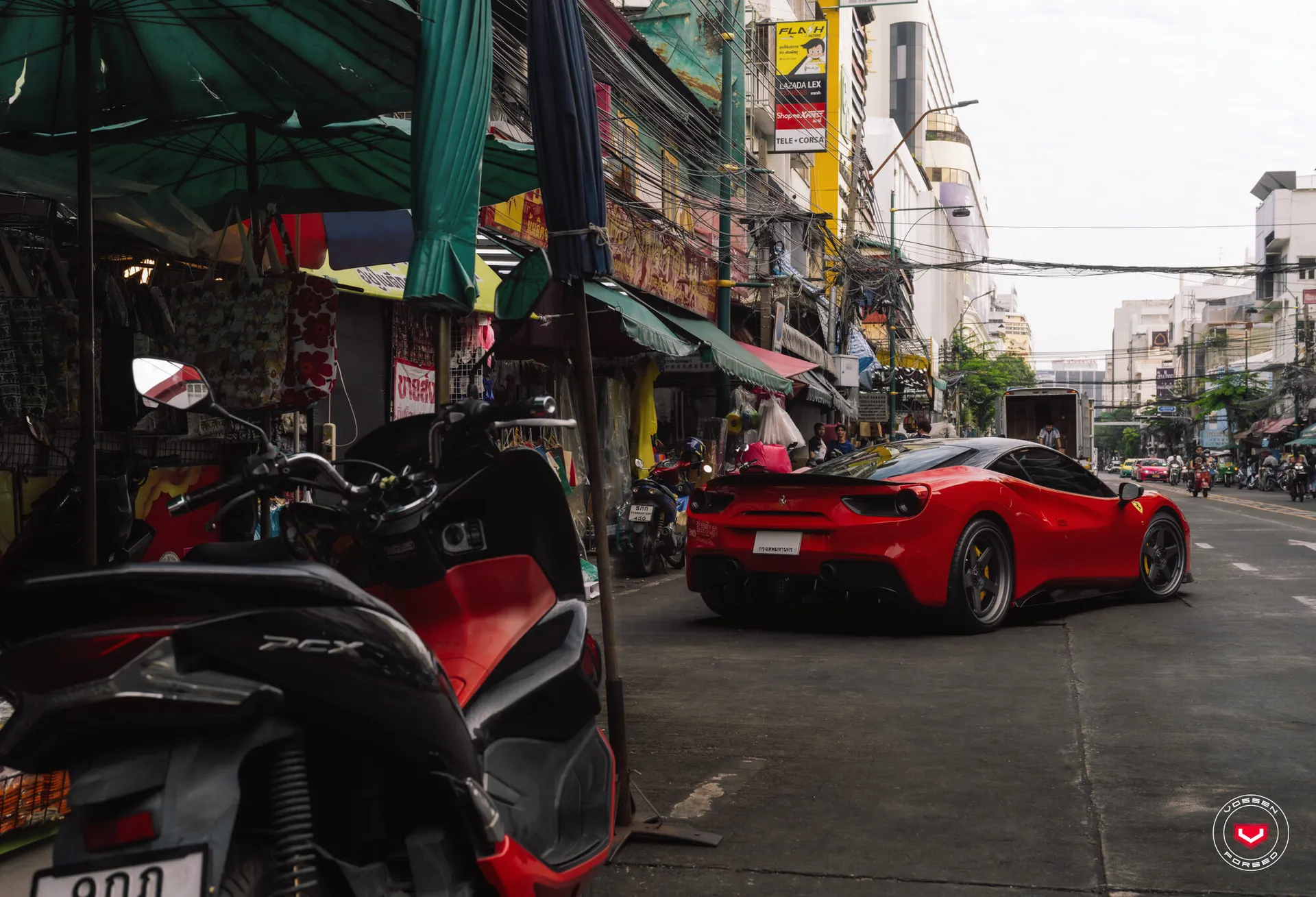 Ferrari 488, 9