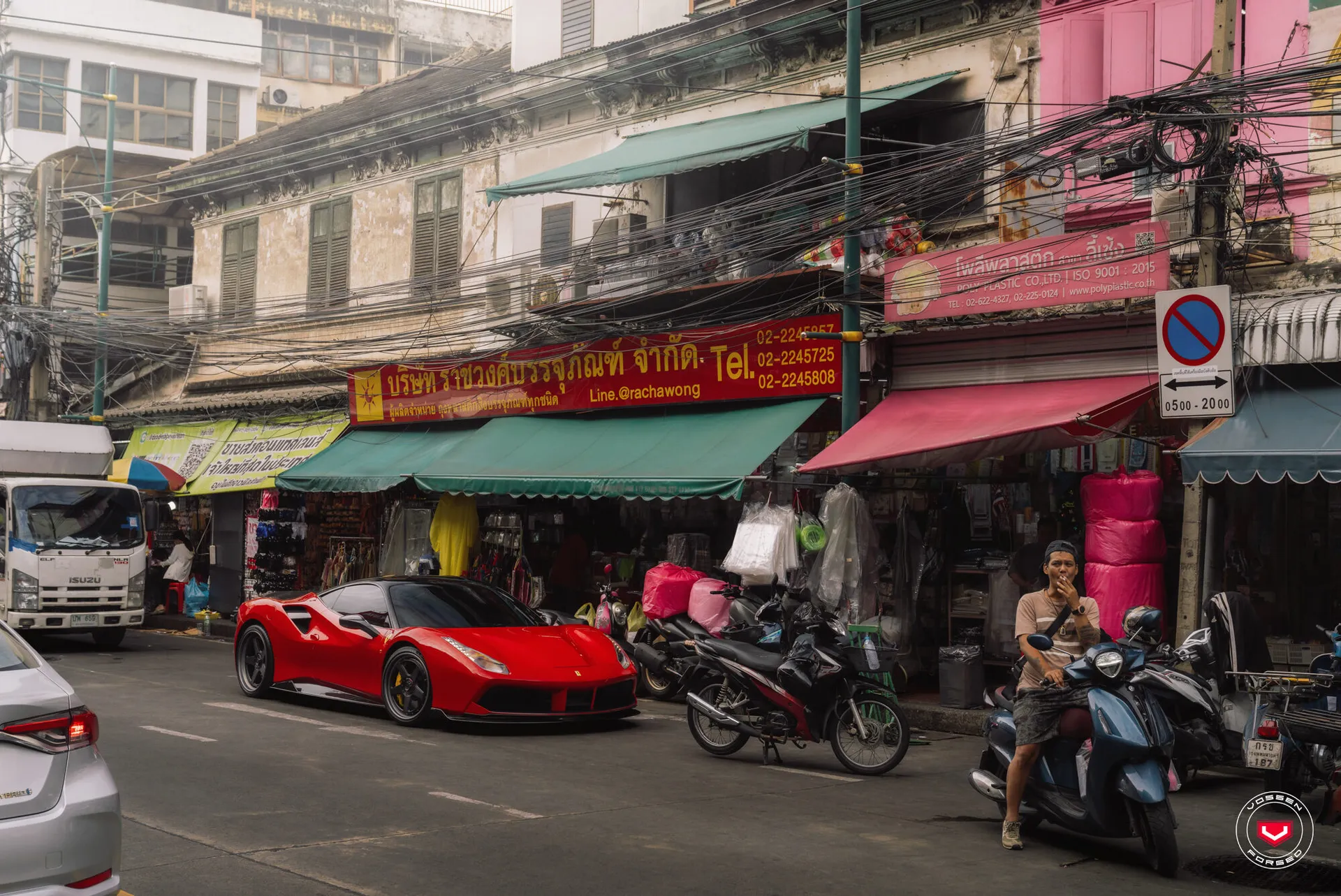 Ferrari 488, 4
