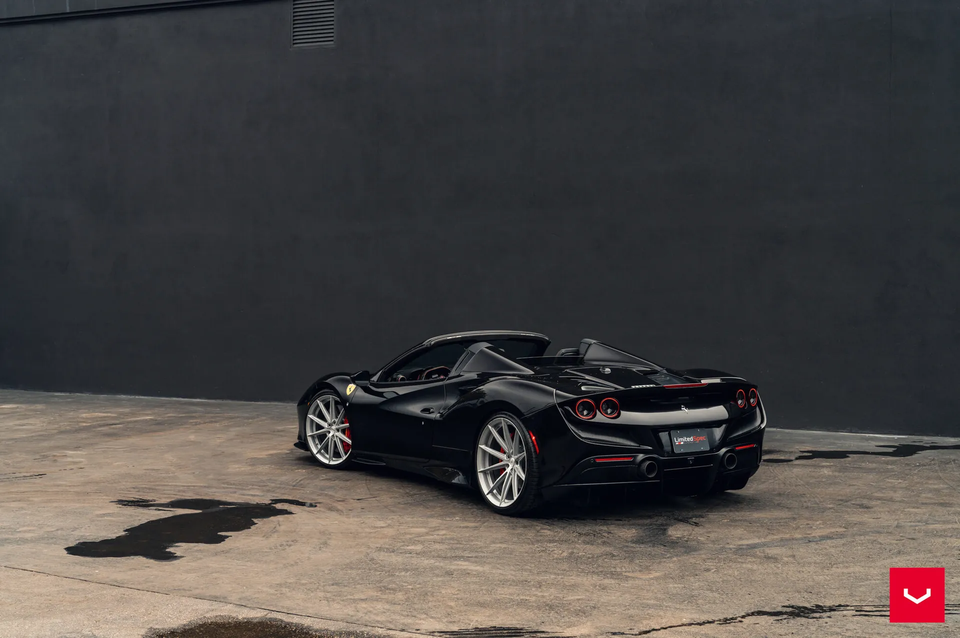 Ferrari F8, 1