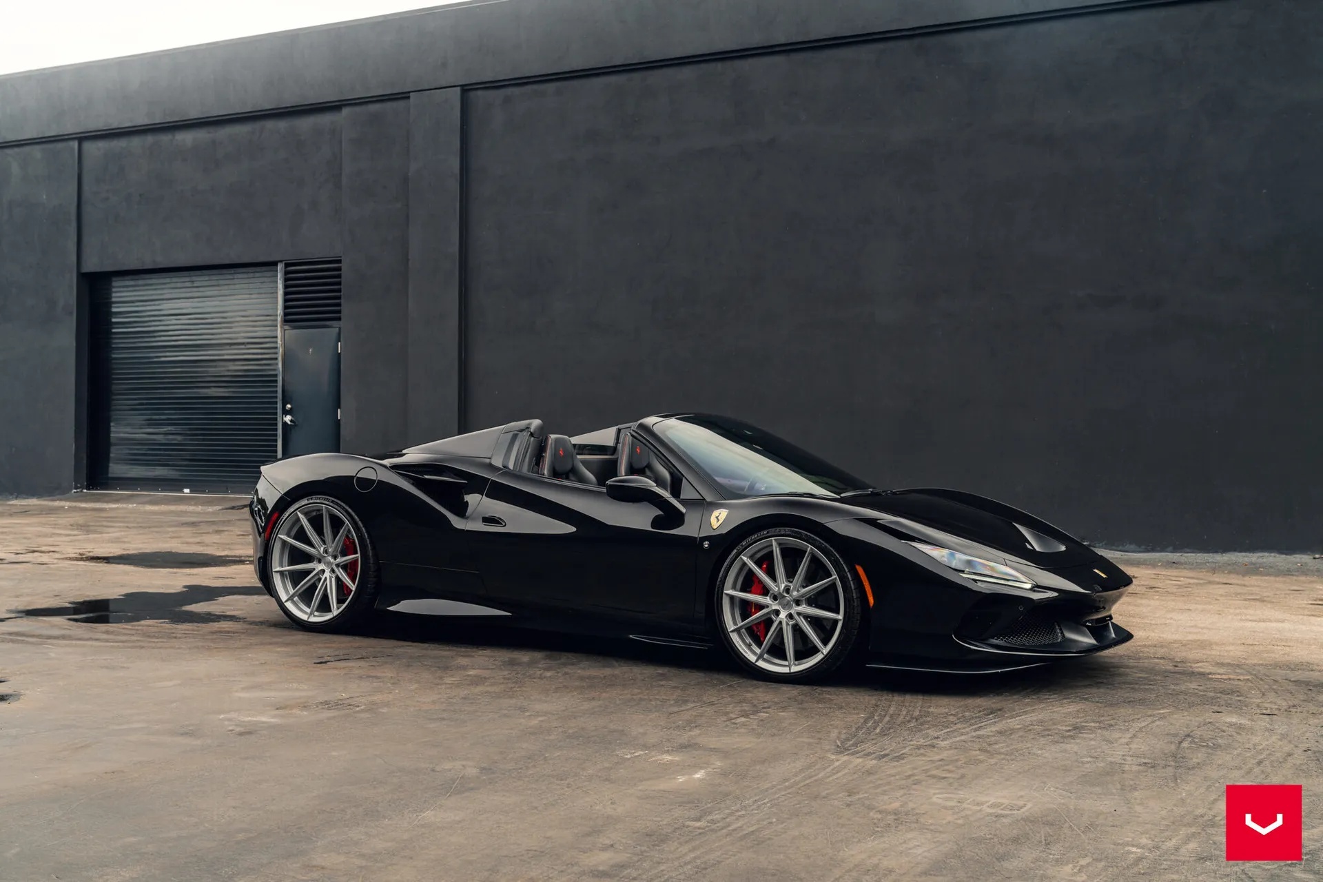 Ferrari F8, 21