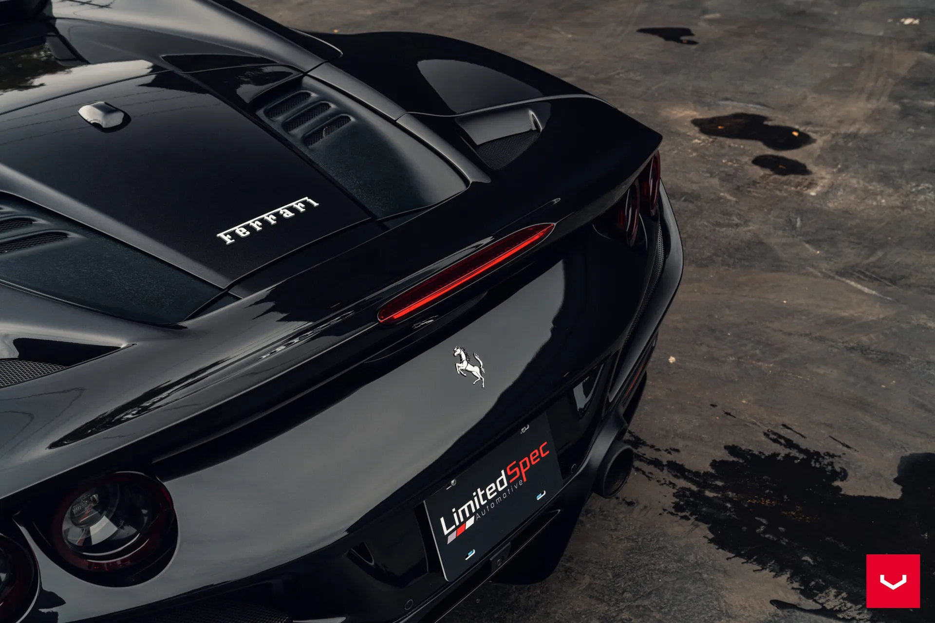 Ferrari F8, 22