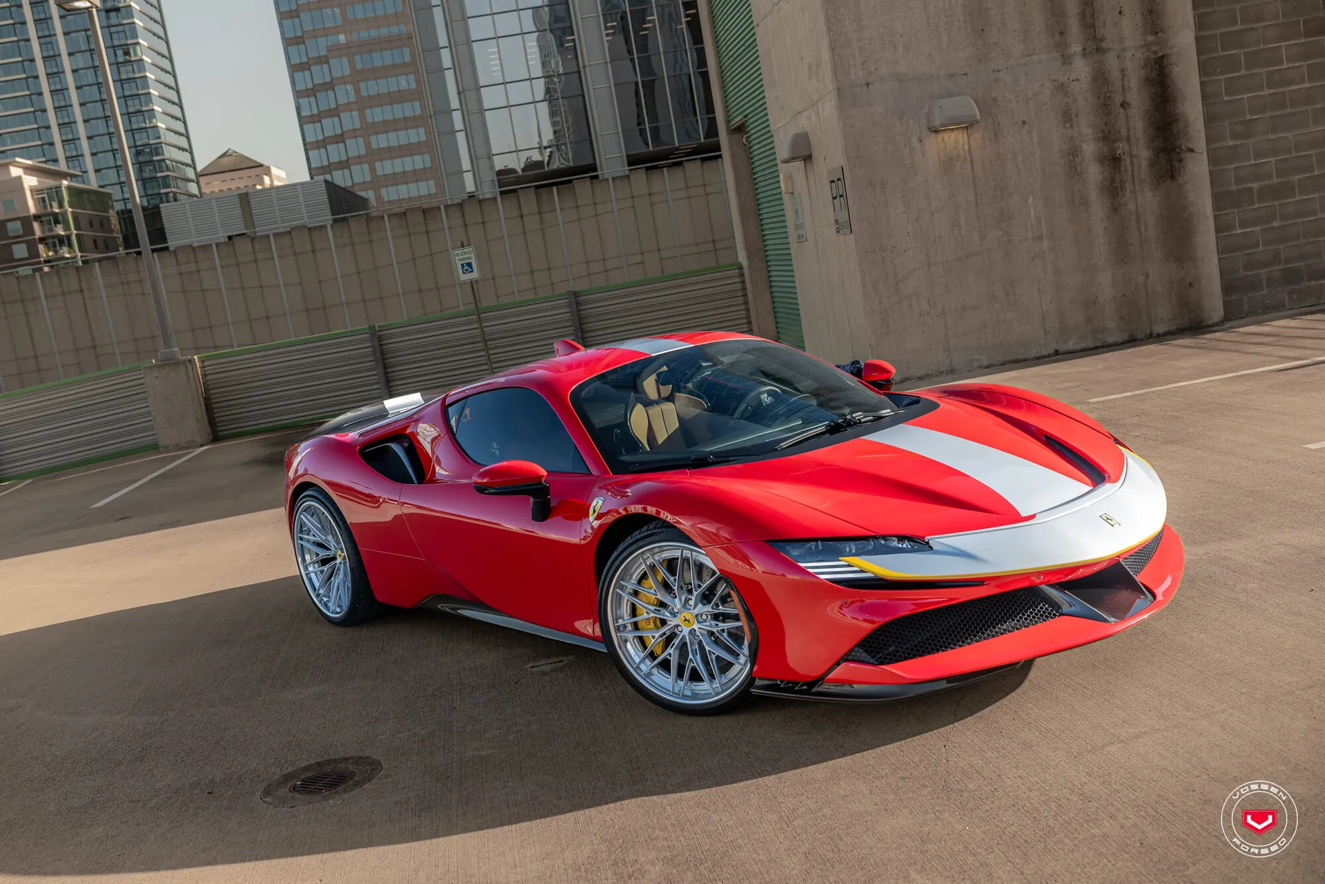 Ferrari SF90, 24