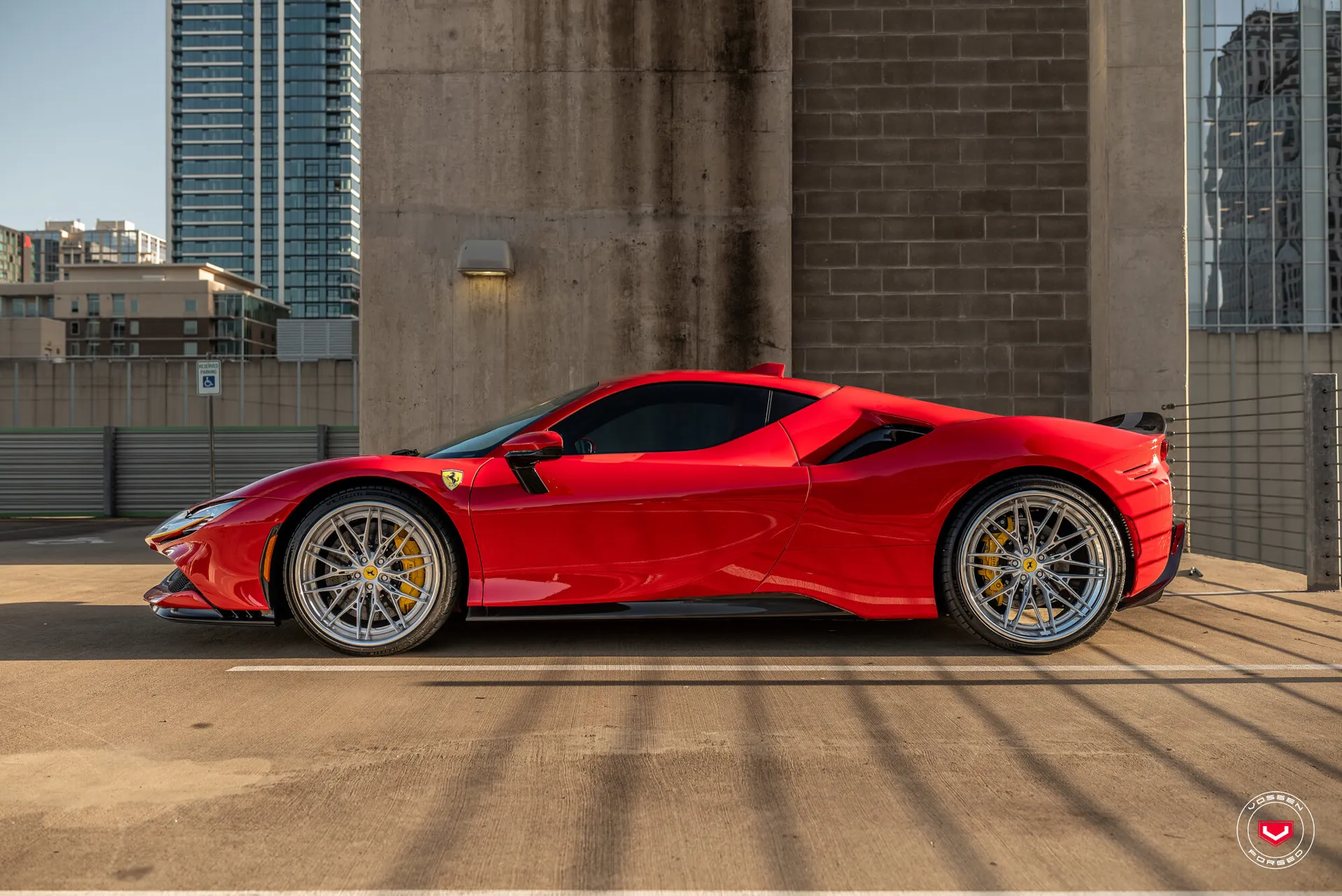 Ferrari SF90, 10