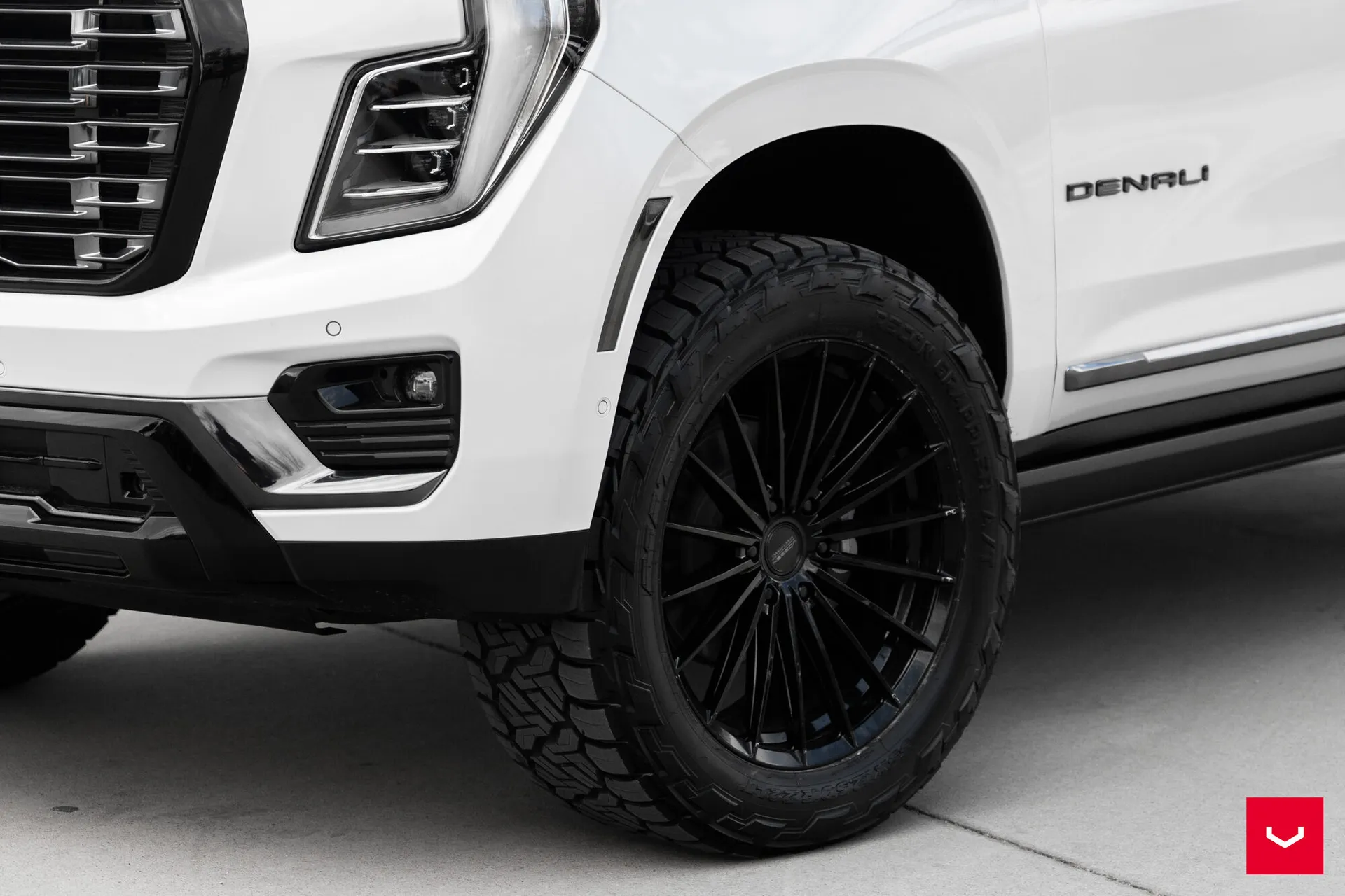 GMC Yukon, 3