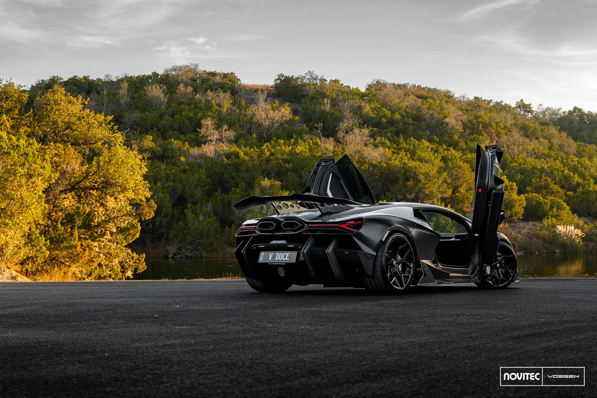 Lamborghini Revuelto, 1