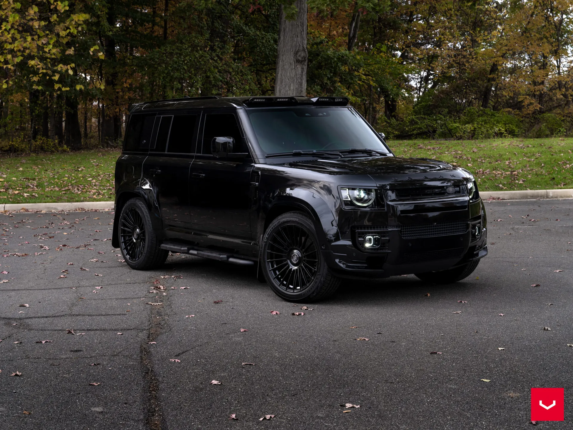 Land Rover Defender, 1