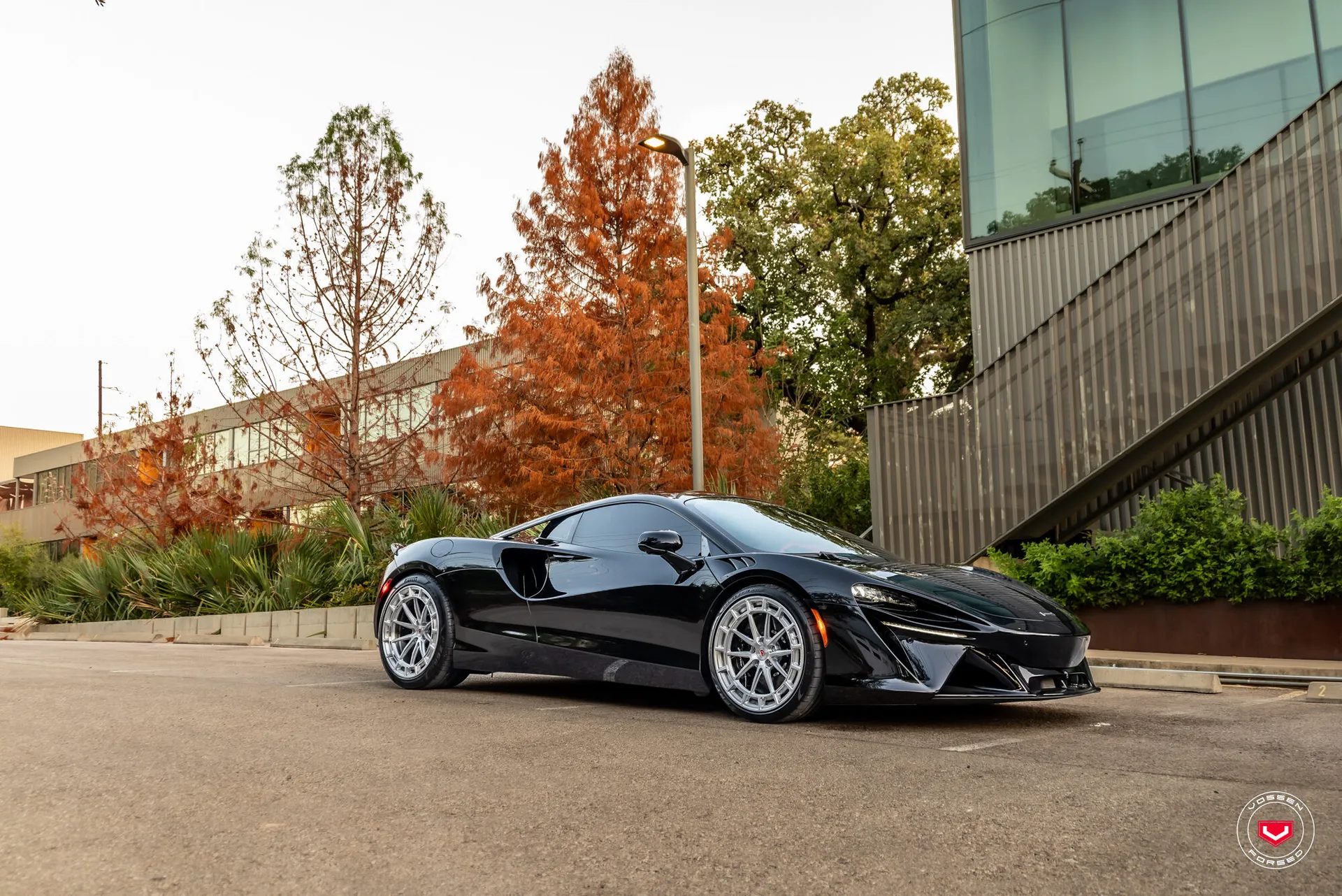 McLaren Artura, 5