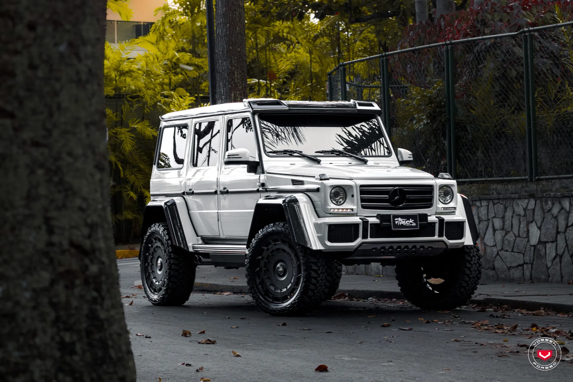 Mercedes Benz G-Class, 1