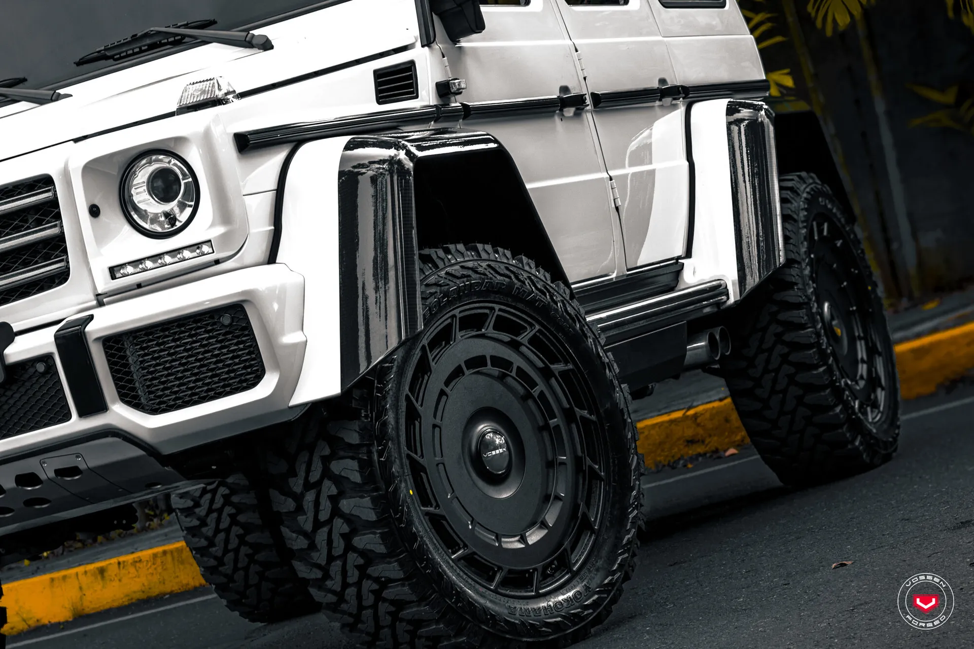 Mercedes Benz G-Class, 4