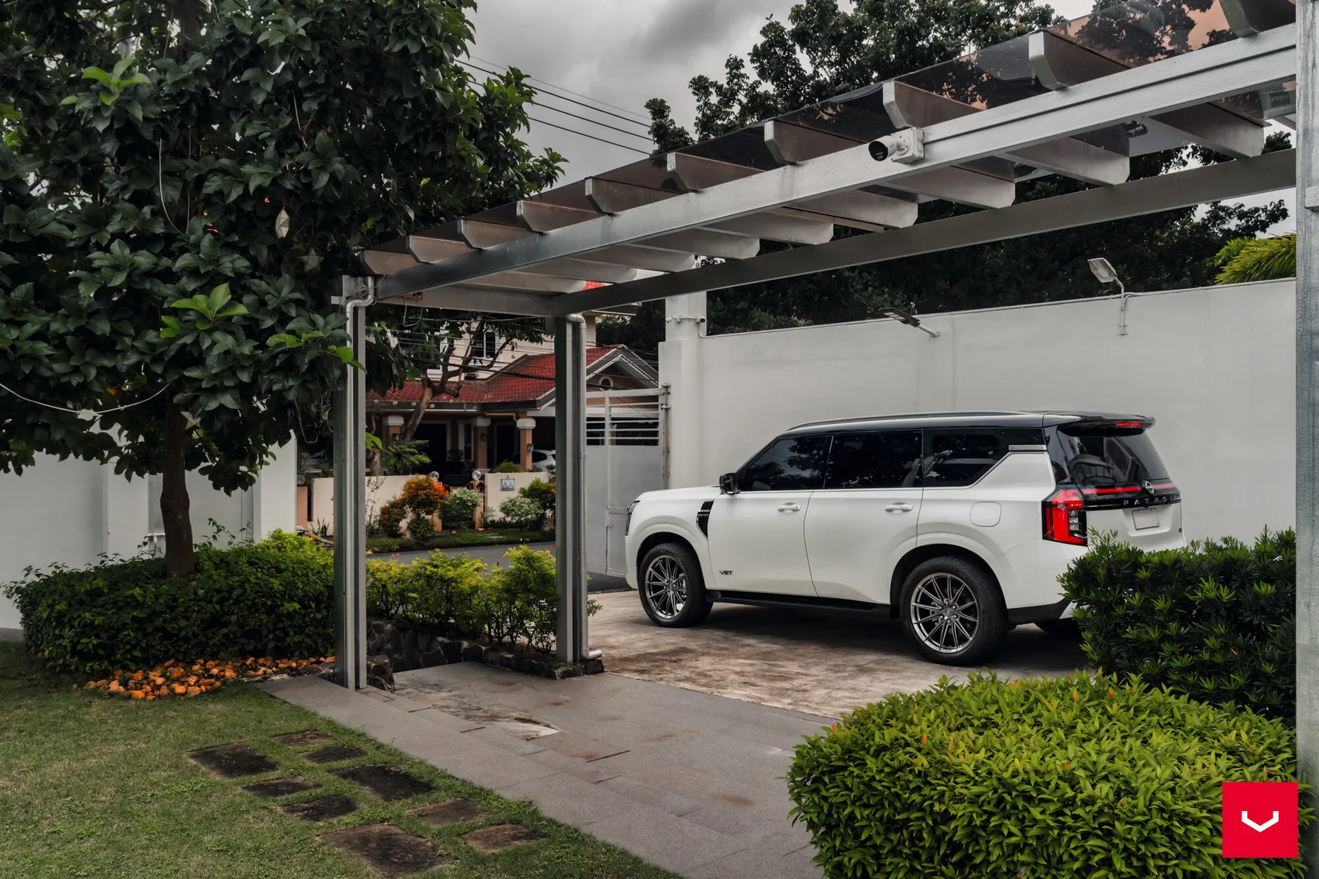 Nissan Patrol, 11
