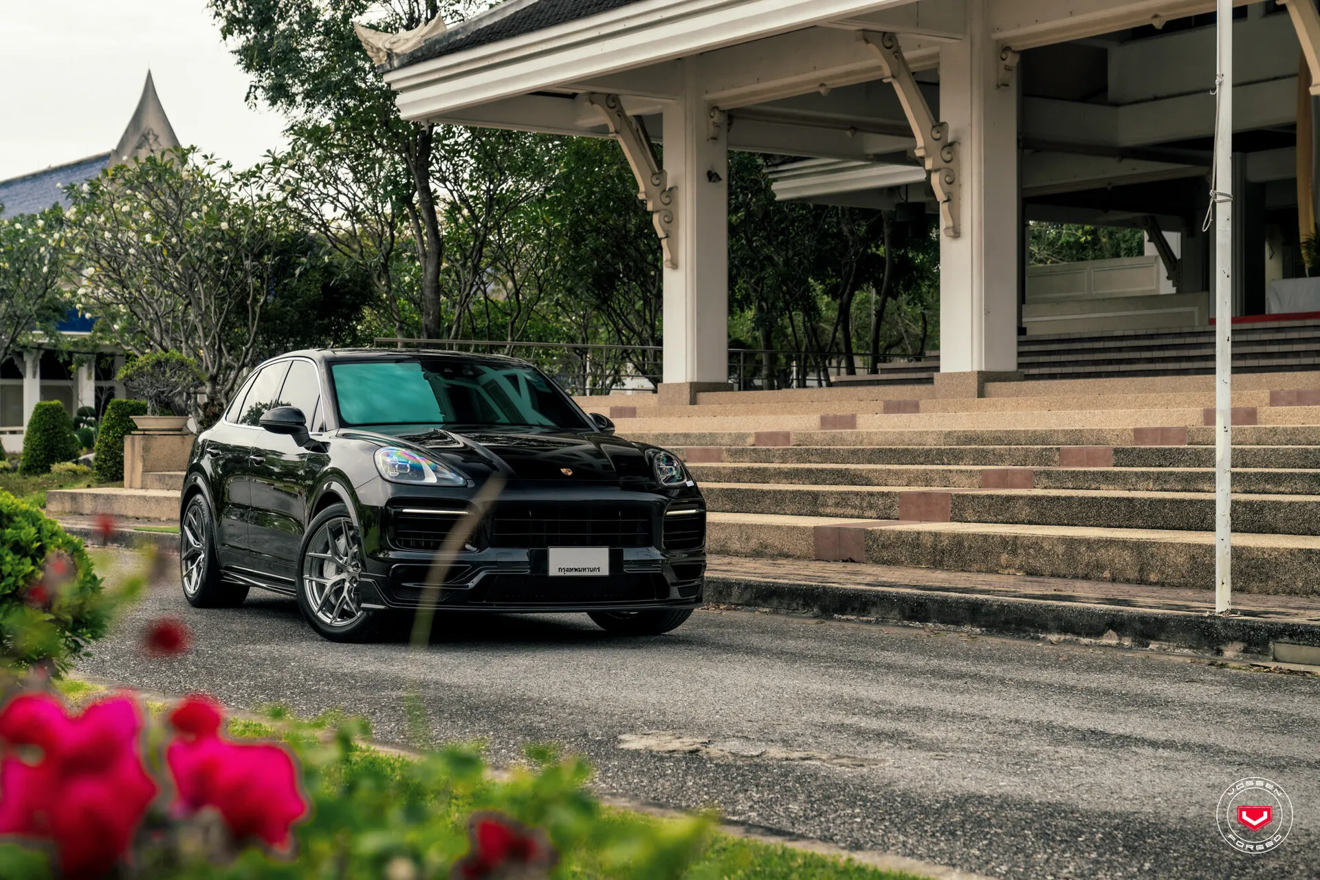 Porsche Cayenne, 7