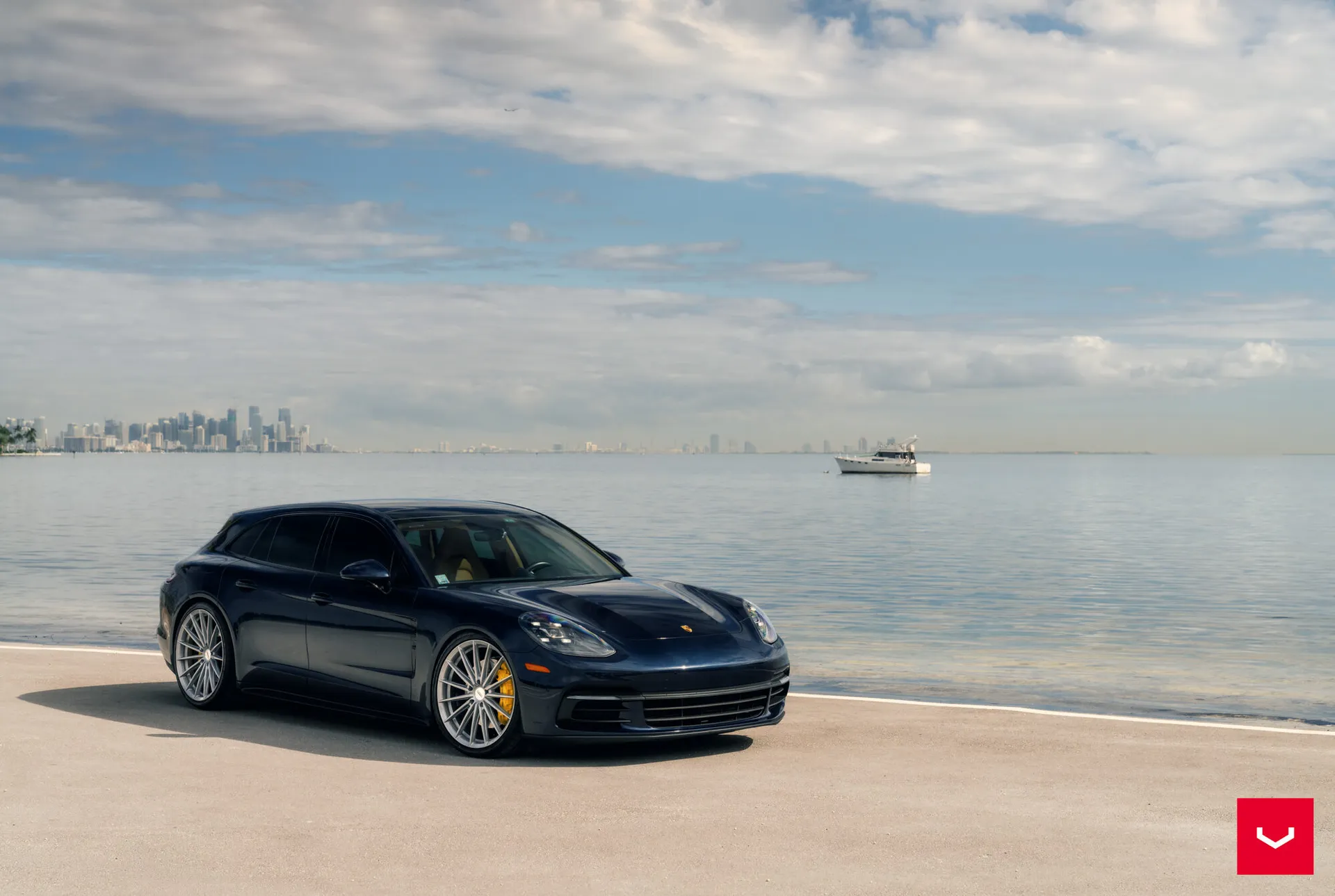 Porsche Panamera, 13