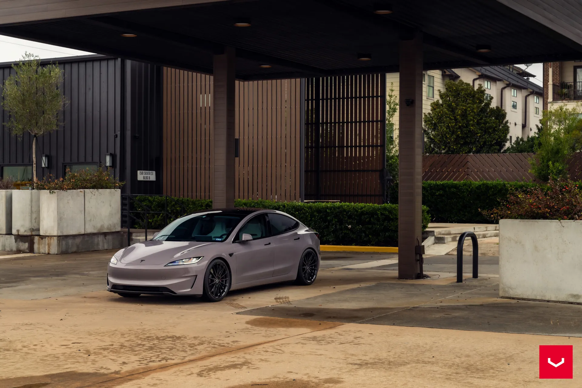 Tesla Model 3, 4