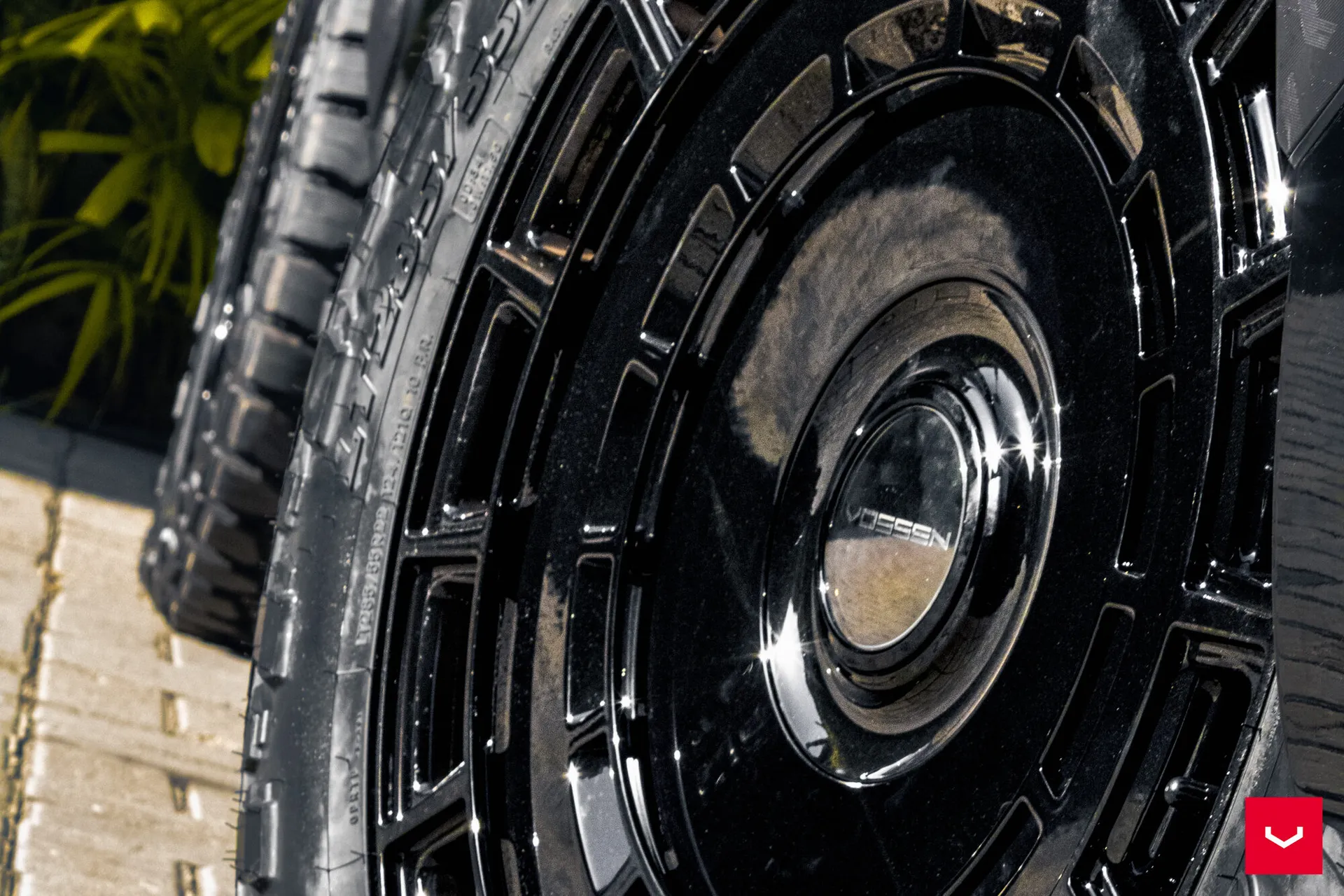 Toyota Sequoia, 4