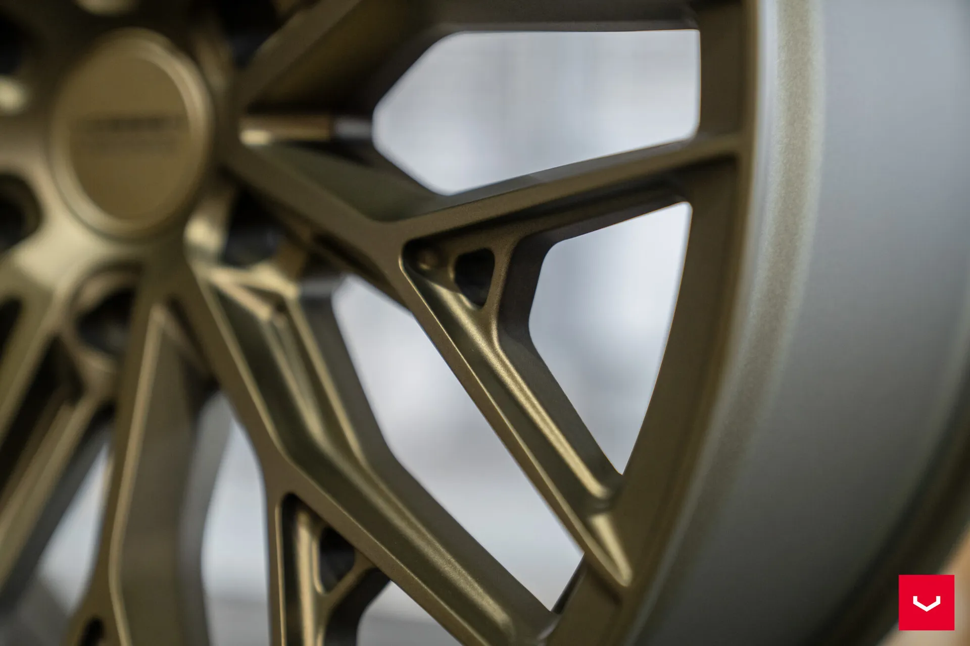 Terra Bronze, 7