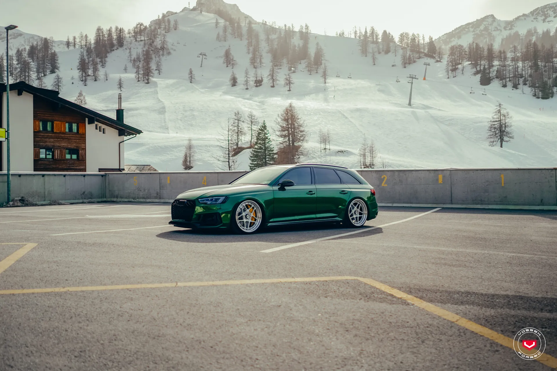 Audi A4 / S4 / RS4, 13