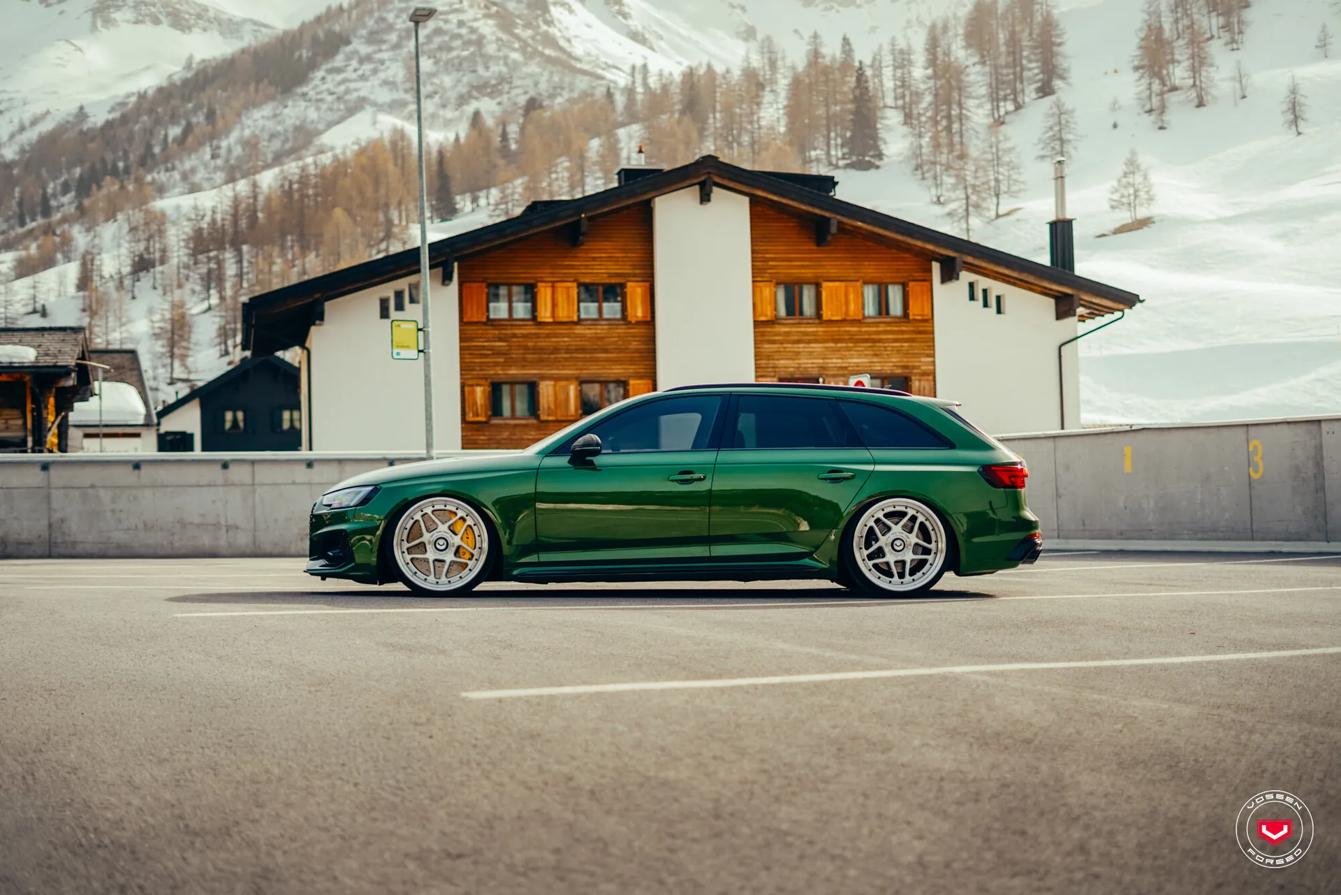 Audi A4 / S4 / RS4, 10