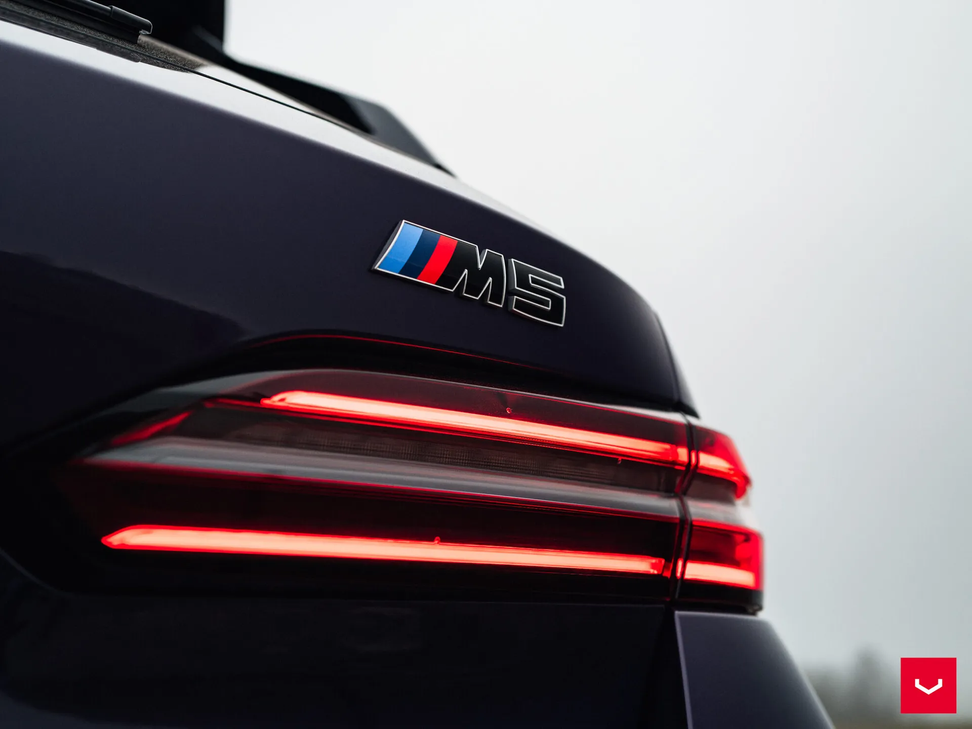 BMW 5 Series / M5, 8