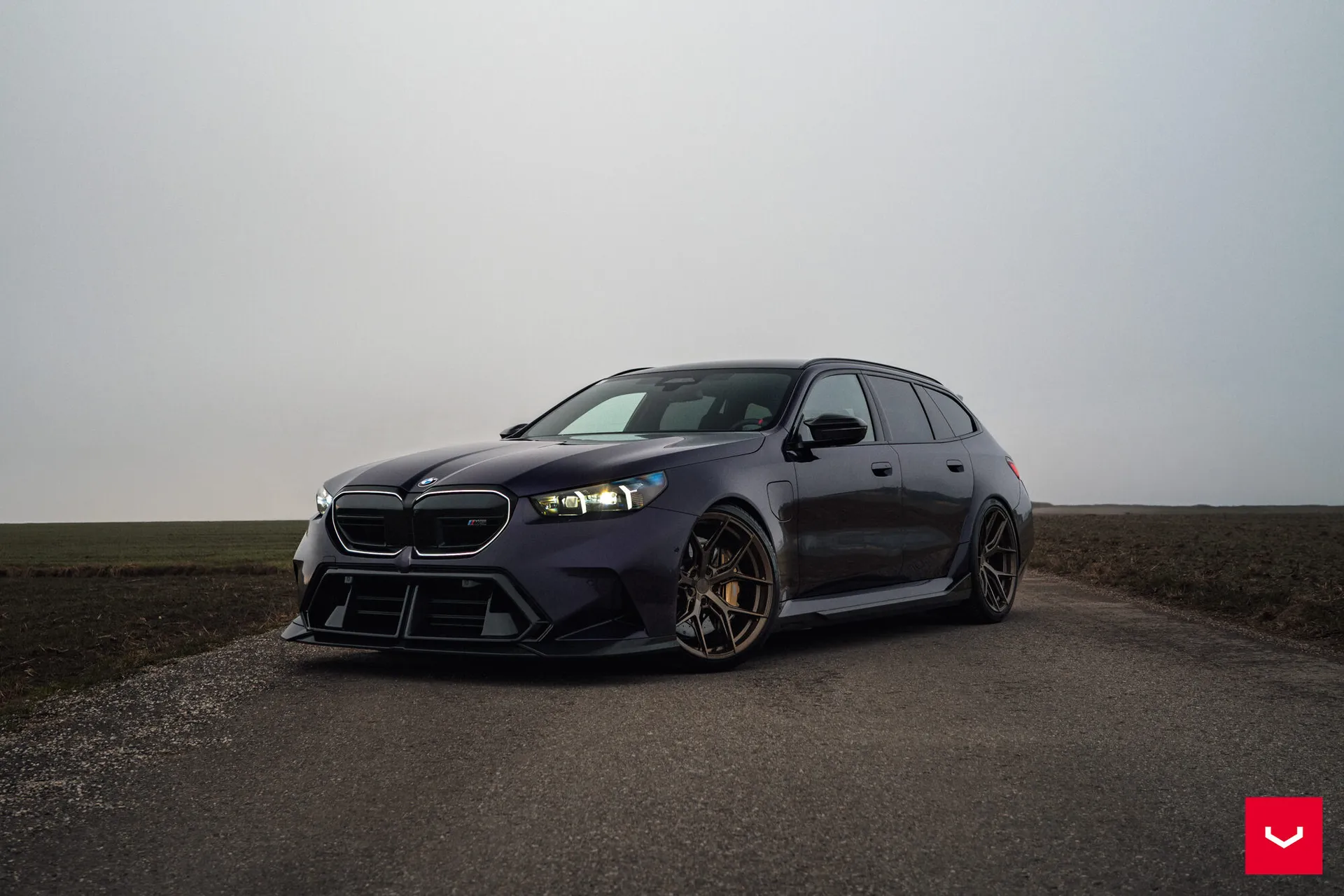 BMW 5 Series / M5, 9