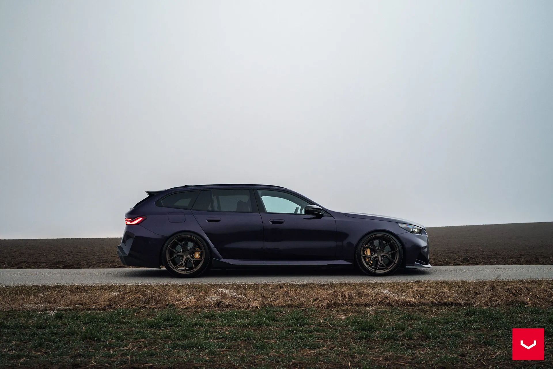 BMW 5 Series / M5, 2