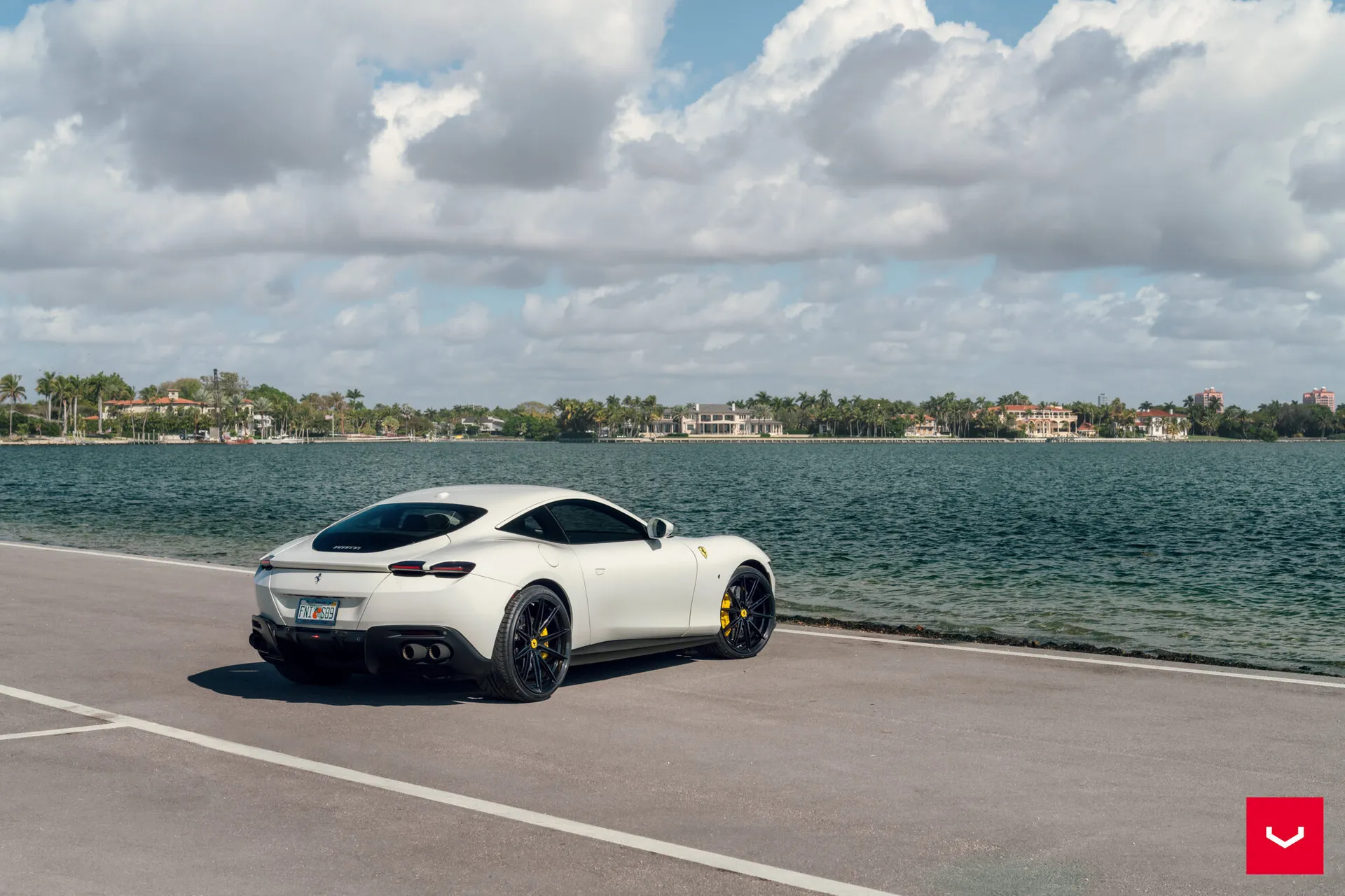 Ferrari Roma, 9
