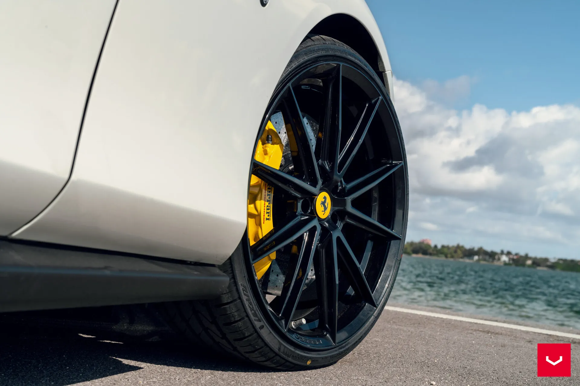 Ferrari Roma, 6