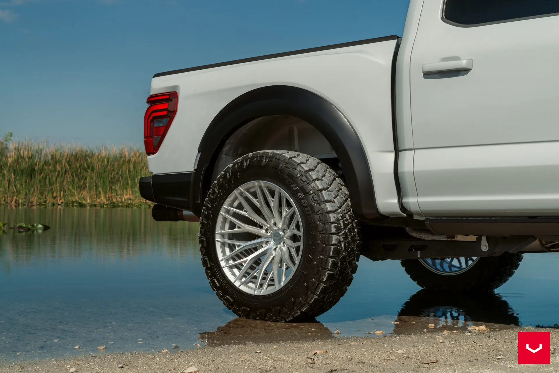 Ford F-150, 6