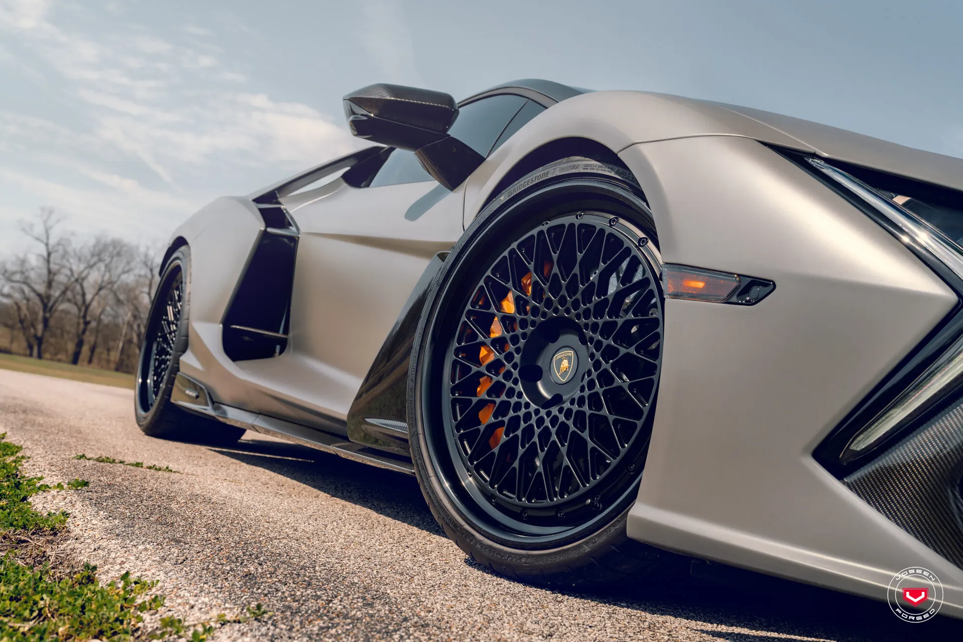 Lamborghini Revuelto, 14