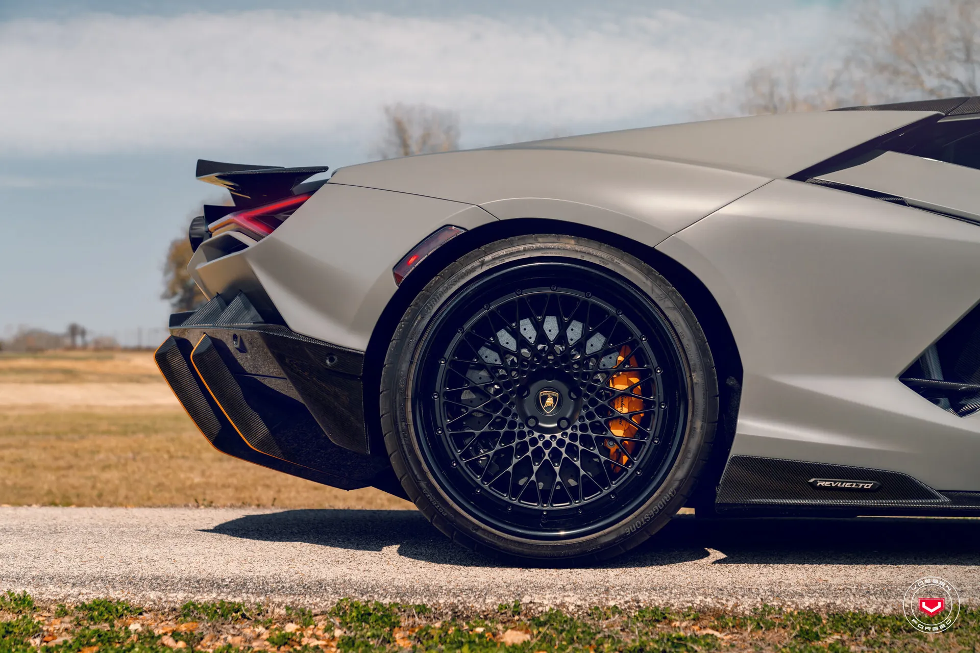 Lamborghini Revuelto, 11