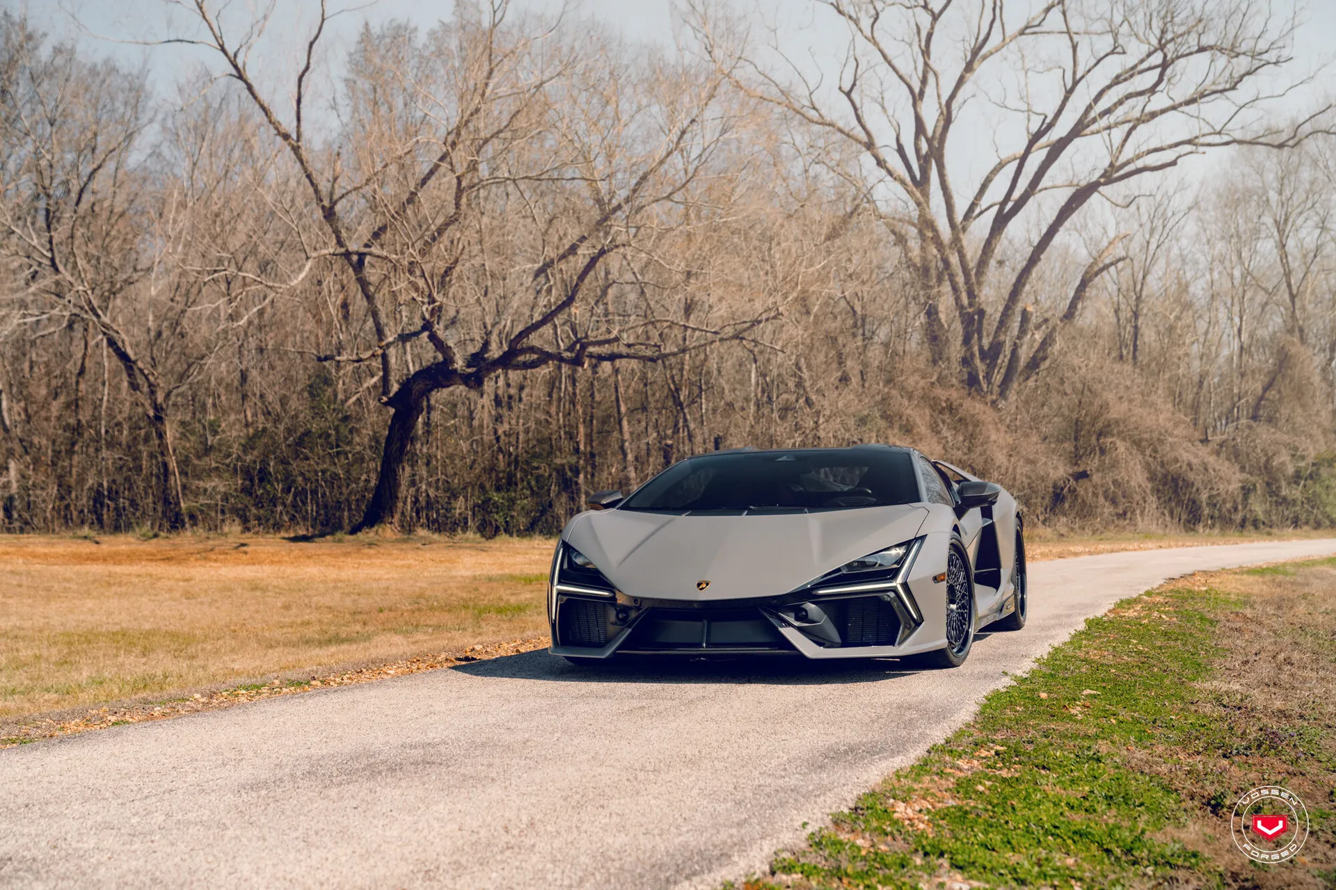 Lamborghini Revuelto, 10