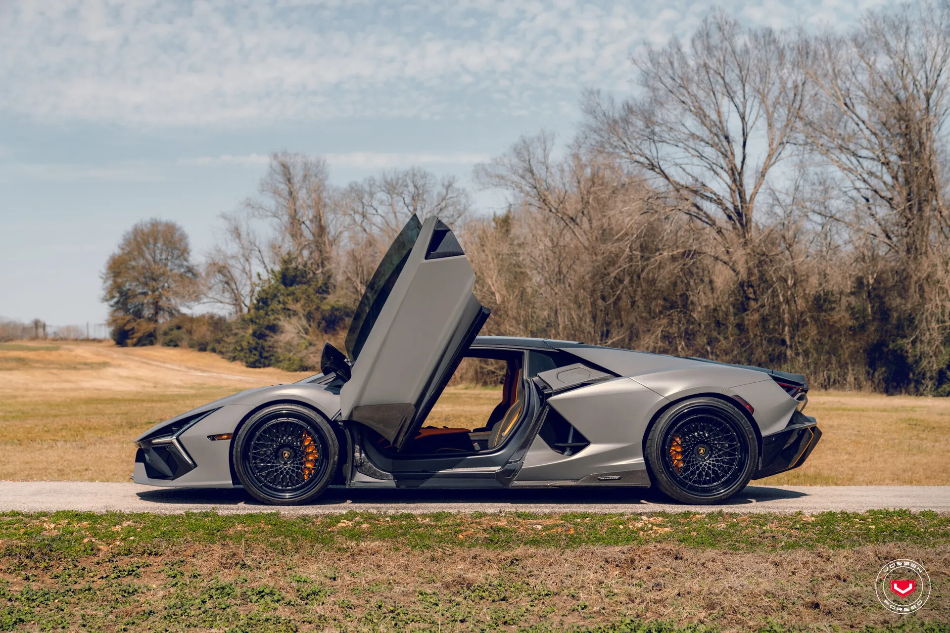 Lamborghini Revuelto, 6