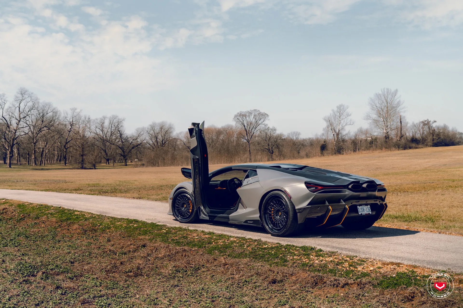 Lamborghini Revuelto, 4