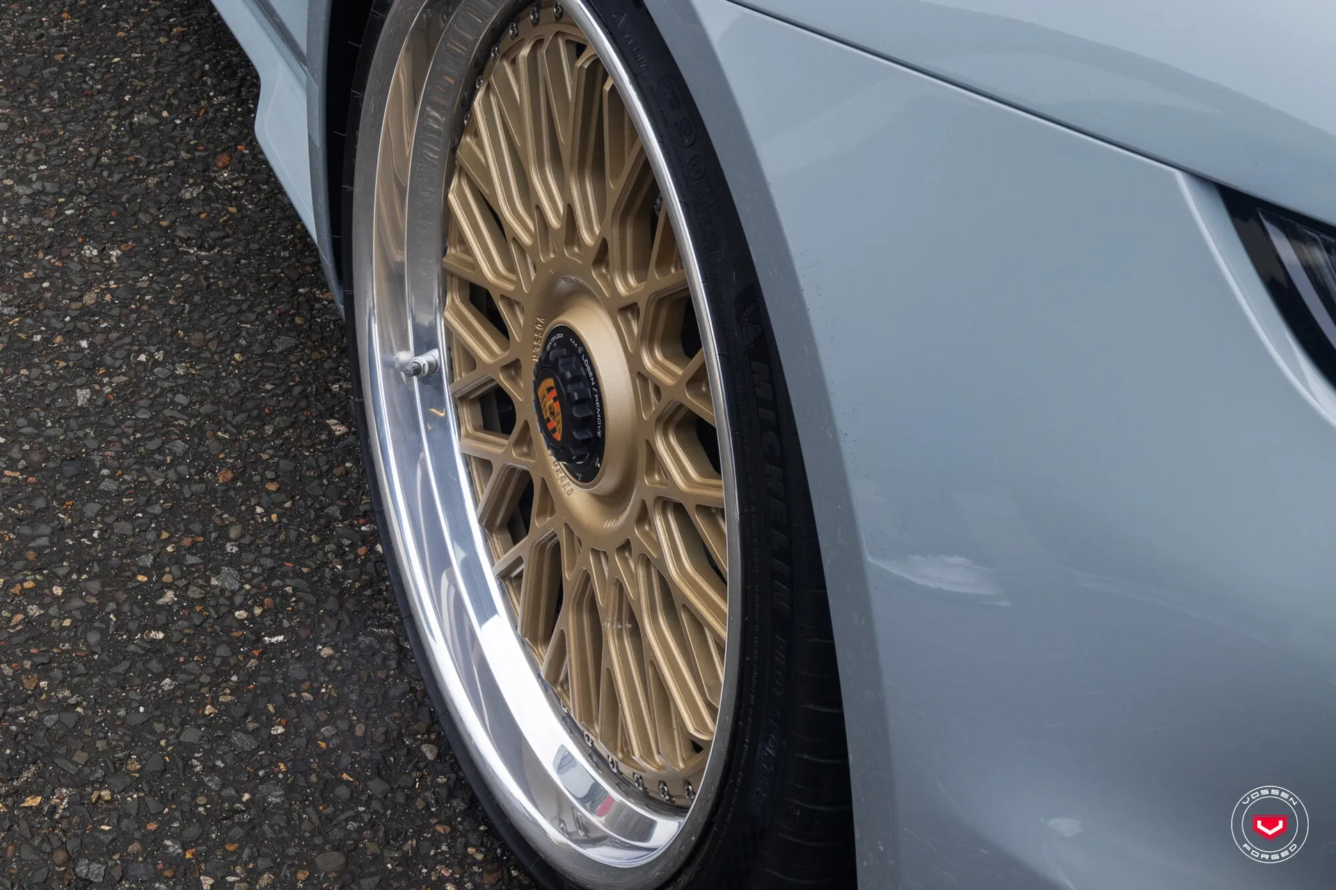 Porsche 992, 8