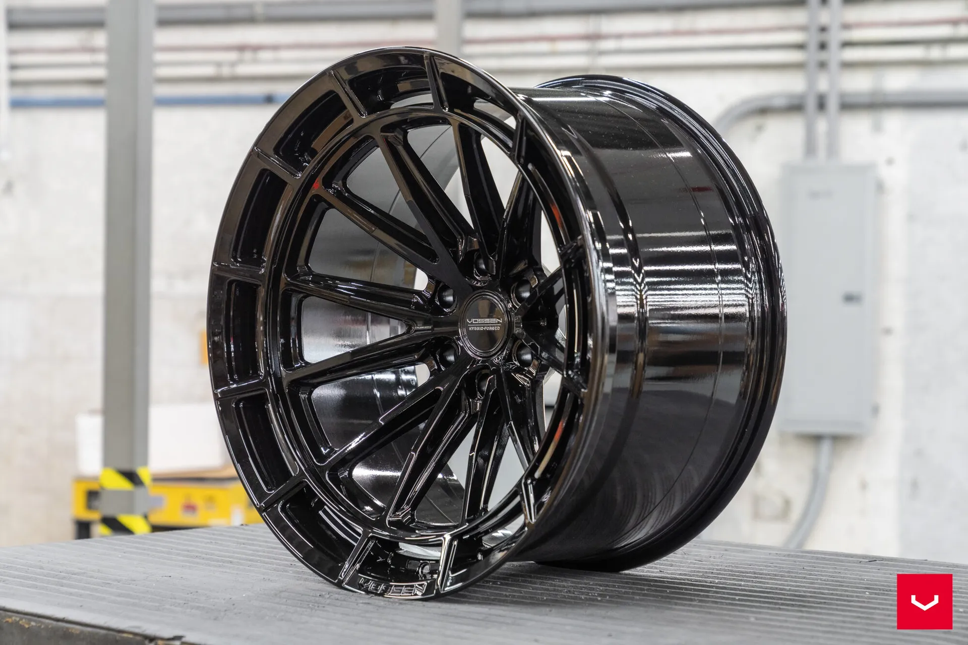 Gloss Black, 10