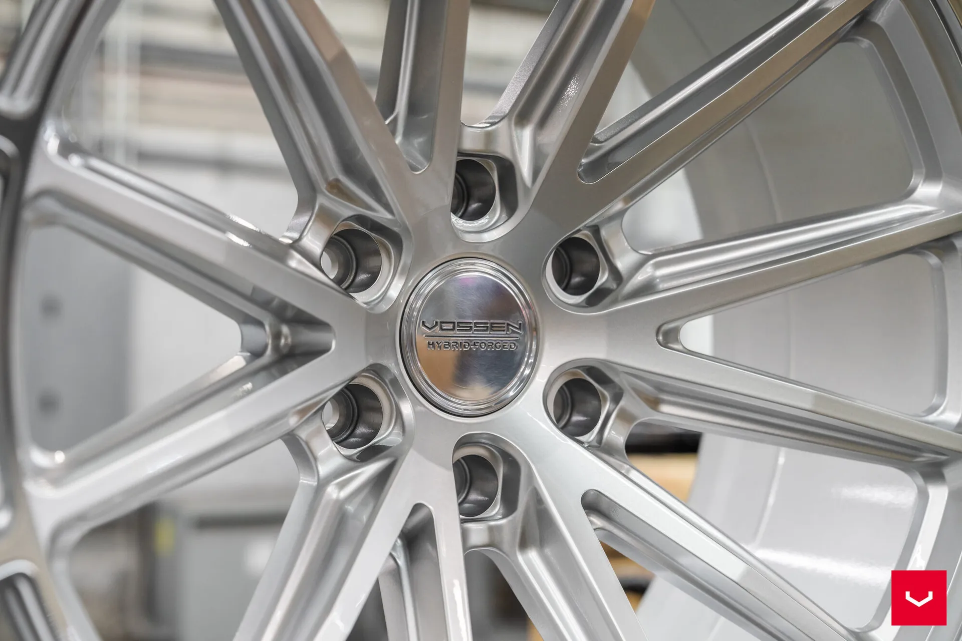Silver Polished, 24