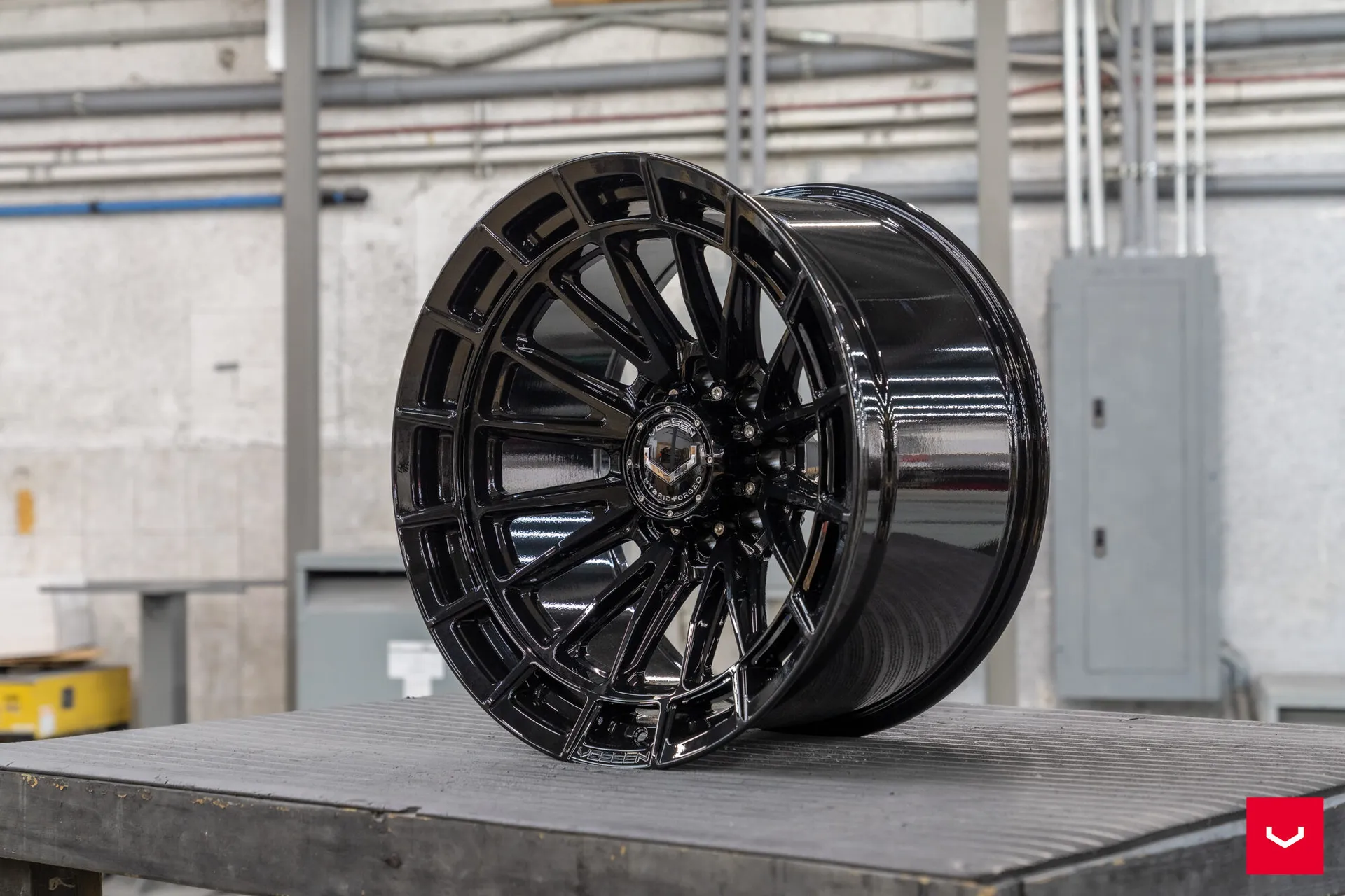 Gloss Black, 10