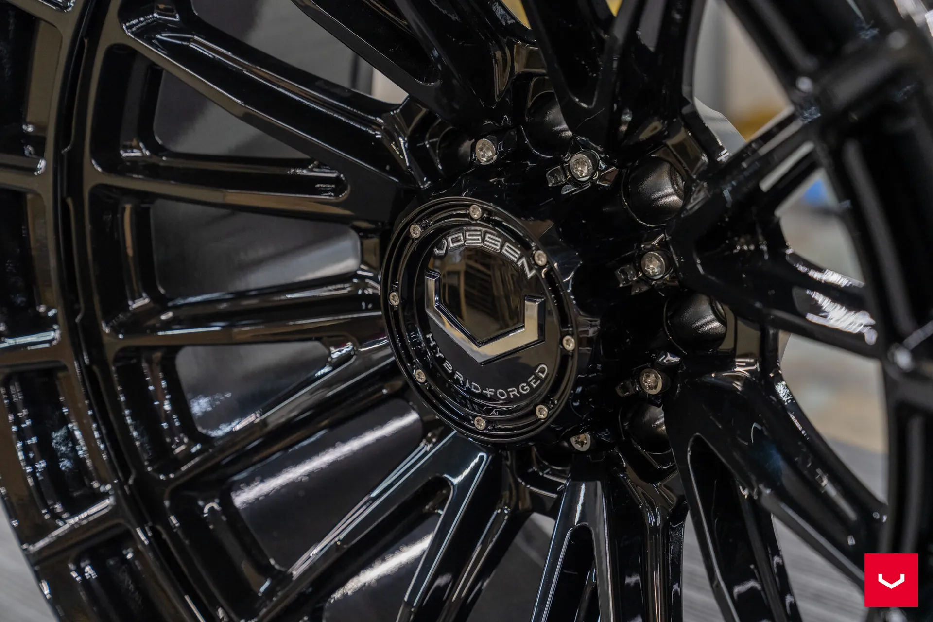 Gloss Black, 16