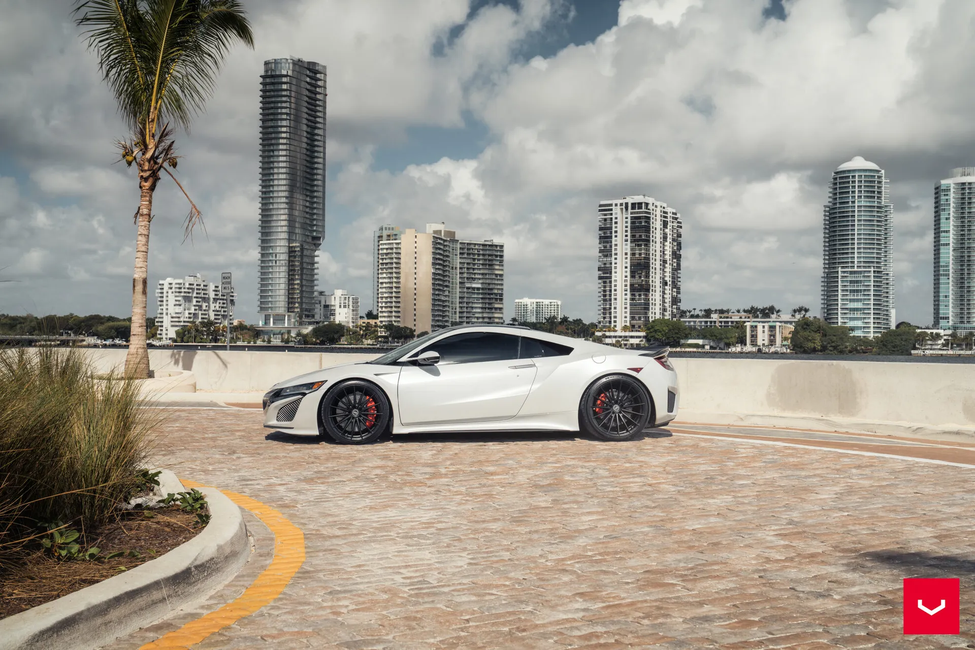 Acura NSX, 3