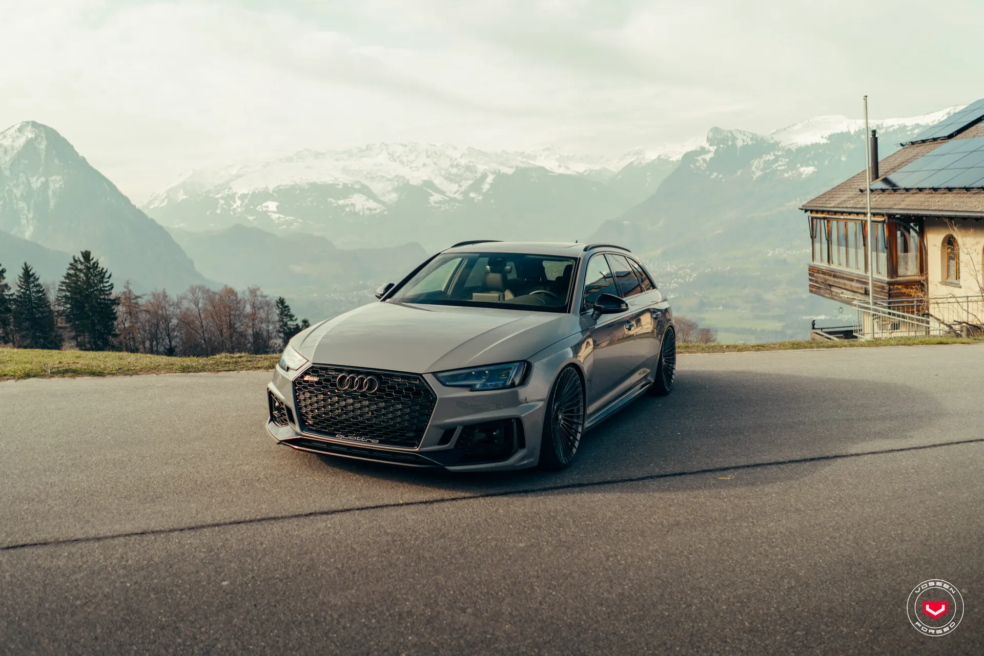 Audi A4 / S4 / RS4, 10