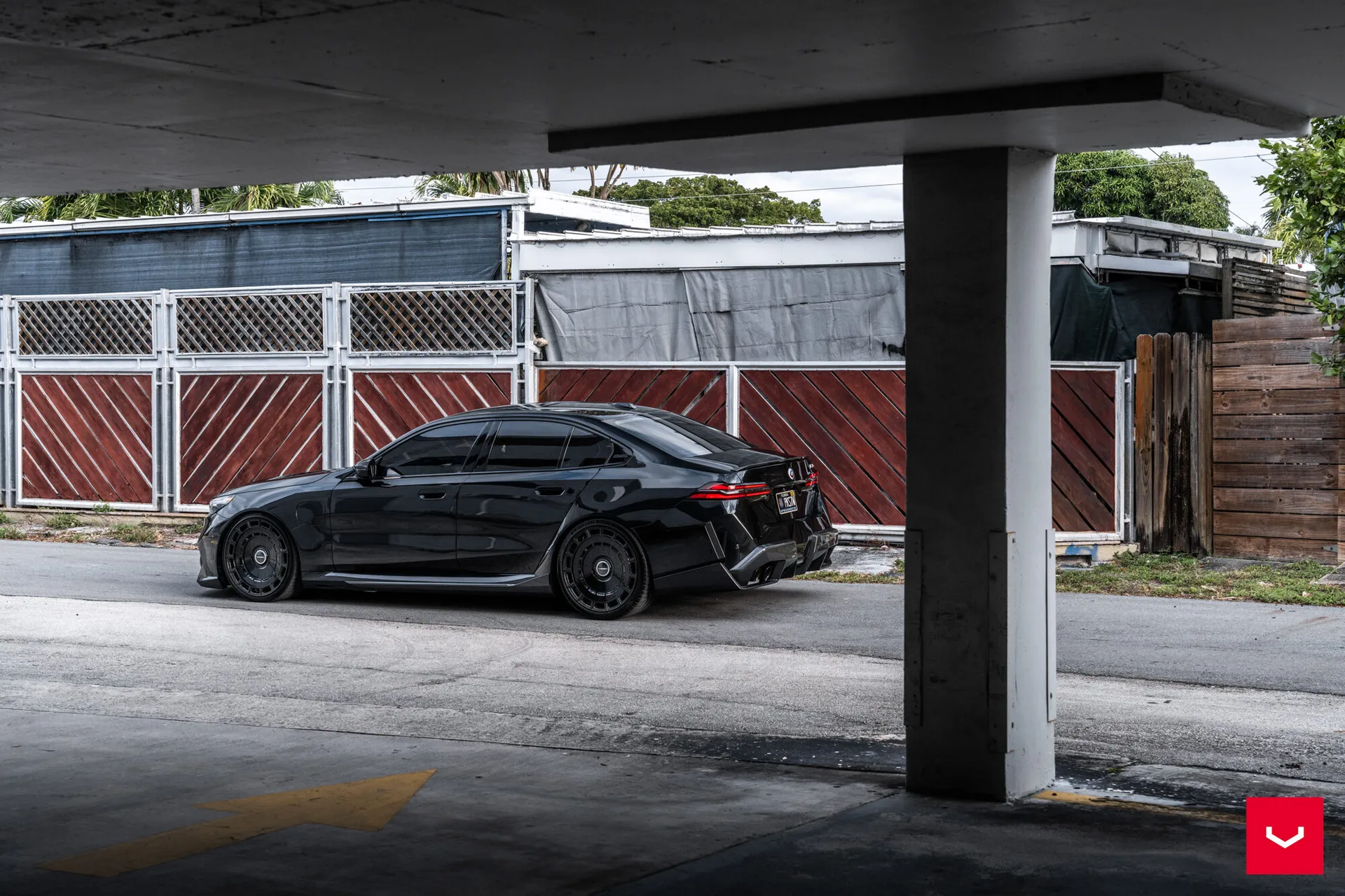 BMW 5 Series / M5, 8
