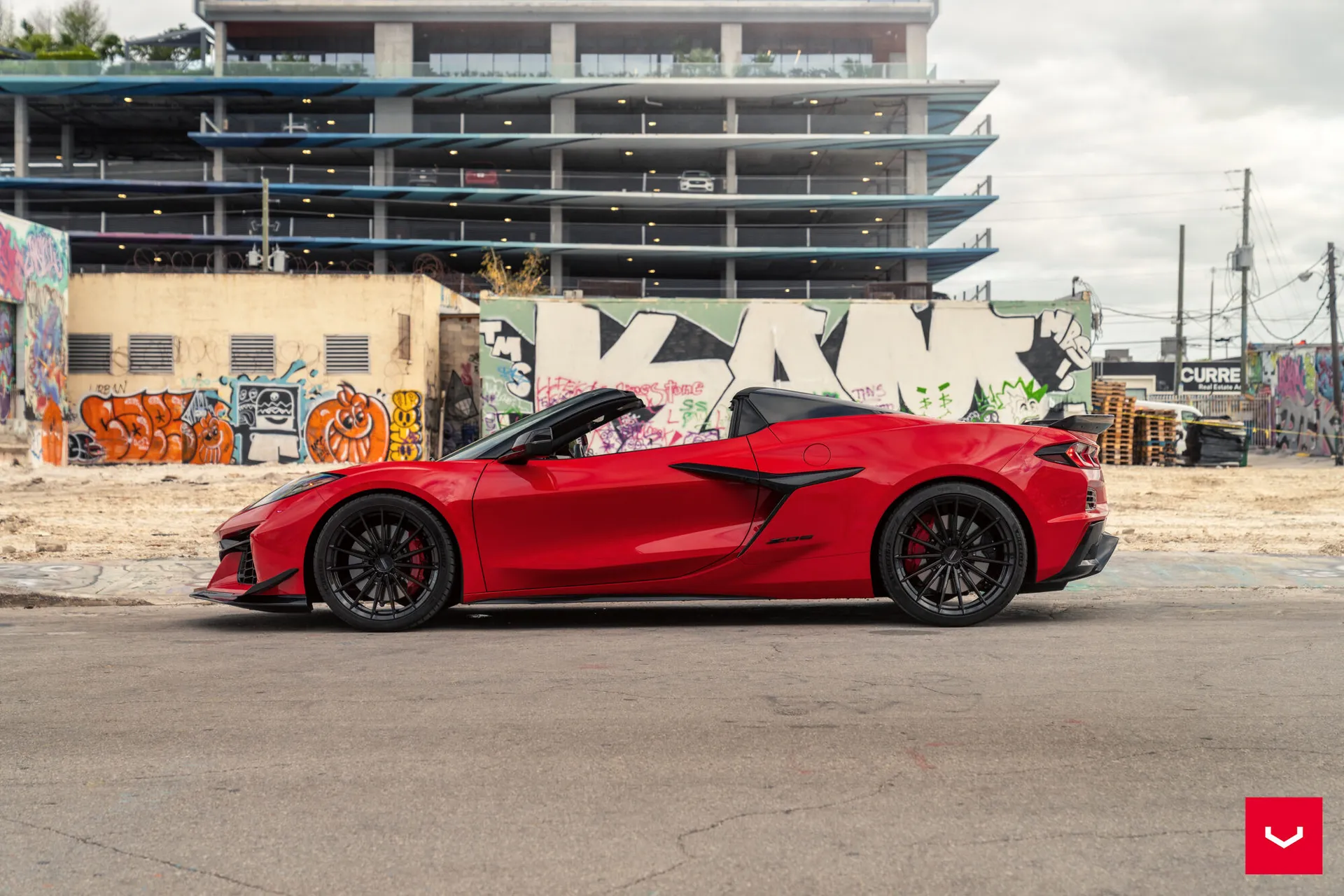Chevrolet C8 Corvette, 11