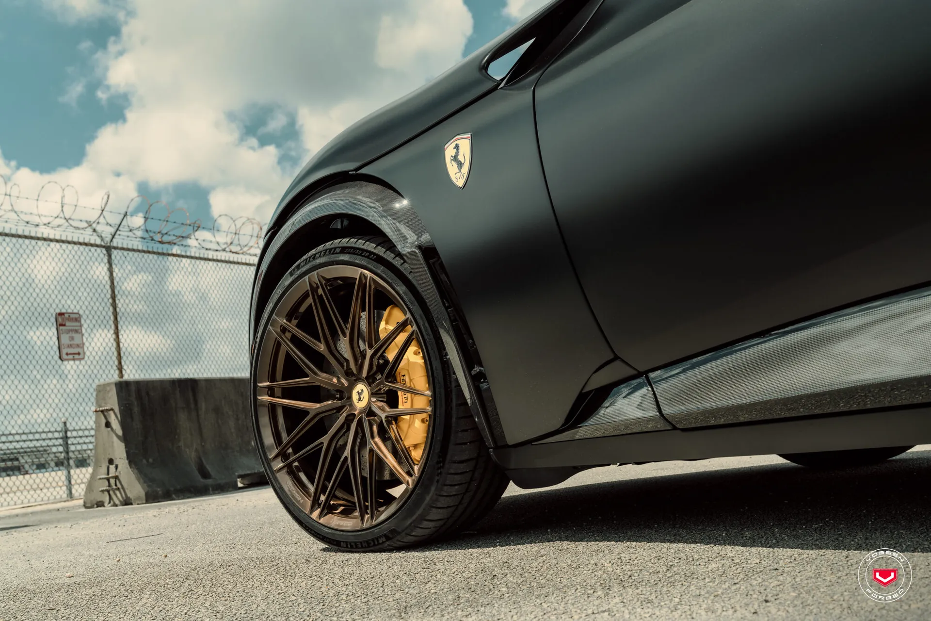 Ferrari Purosangue, 4